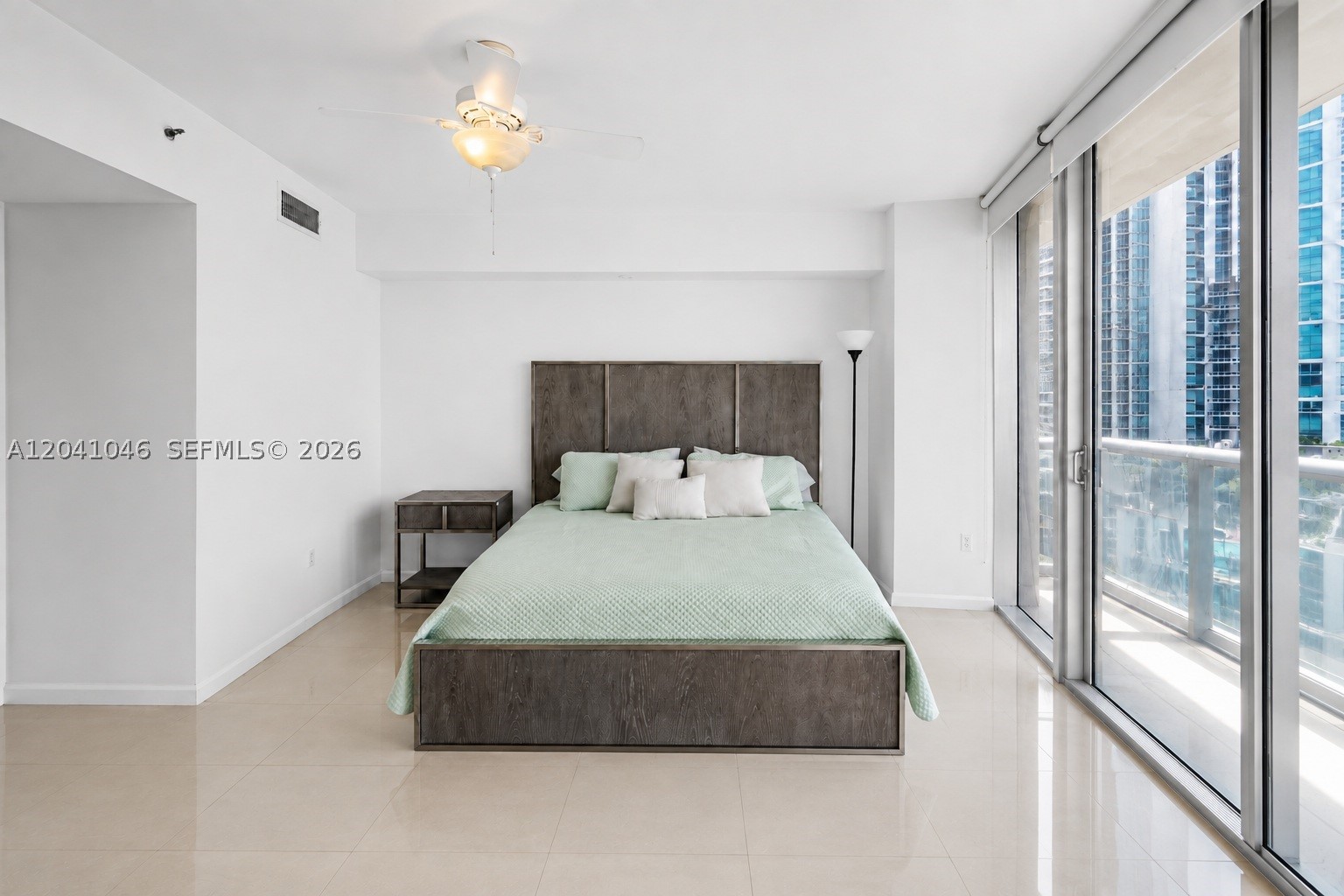 495 Brickell Ave Bay807 Property Photo 35