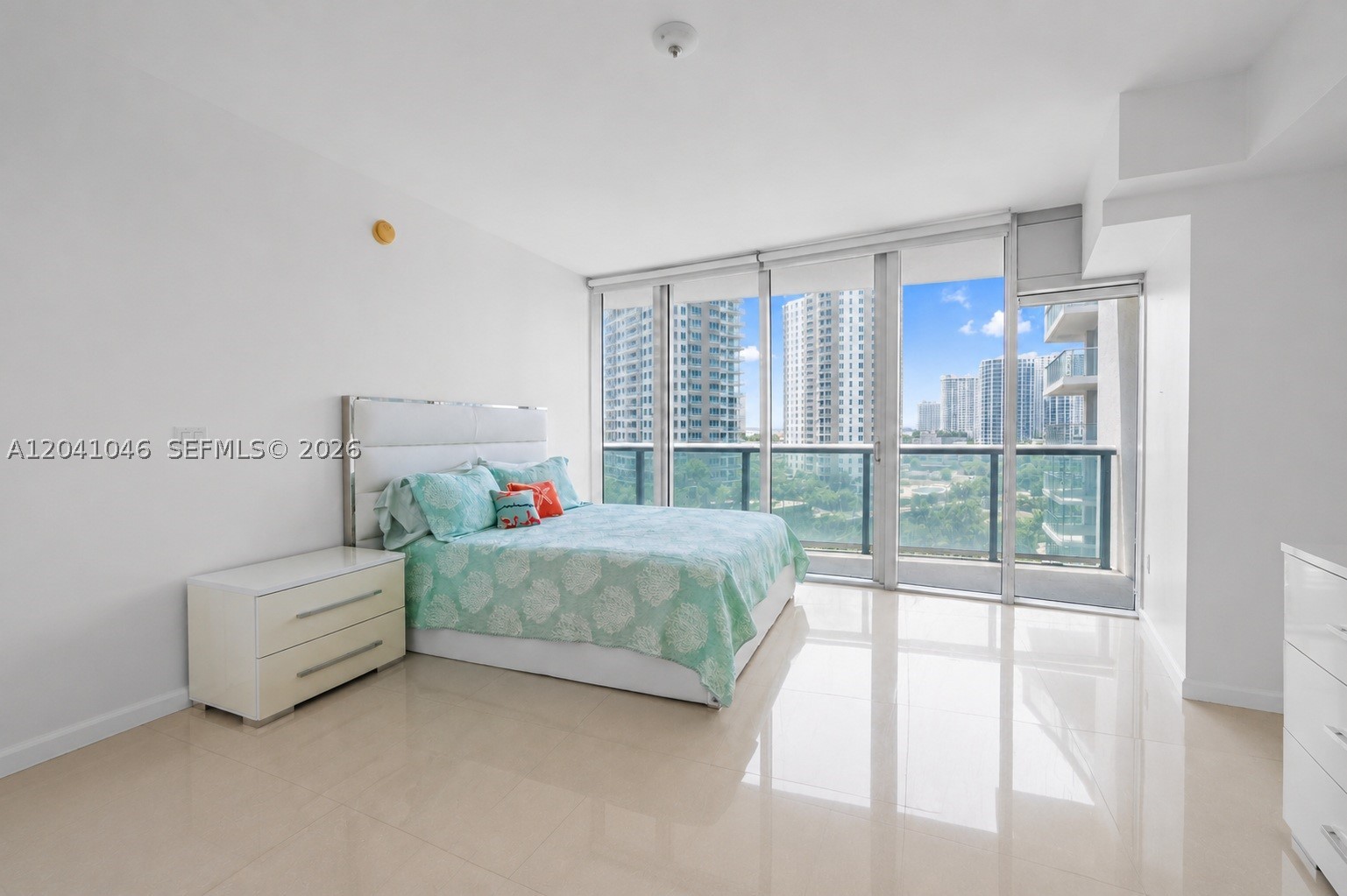 495 Brickell Ave Bay807 Property Photo 51