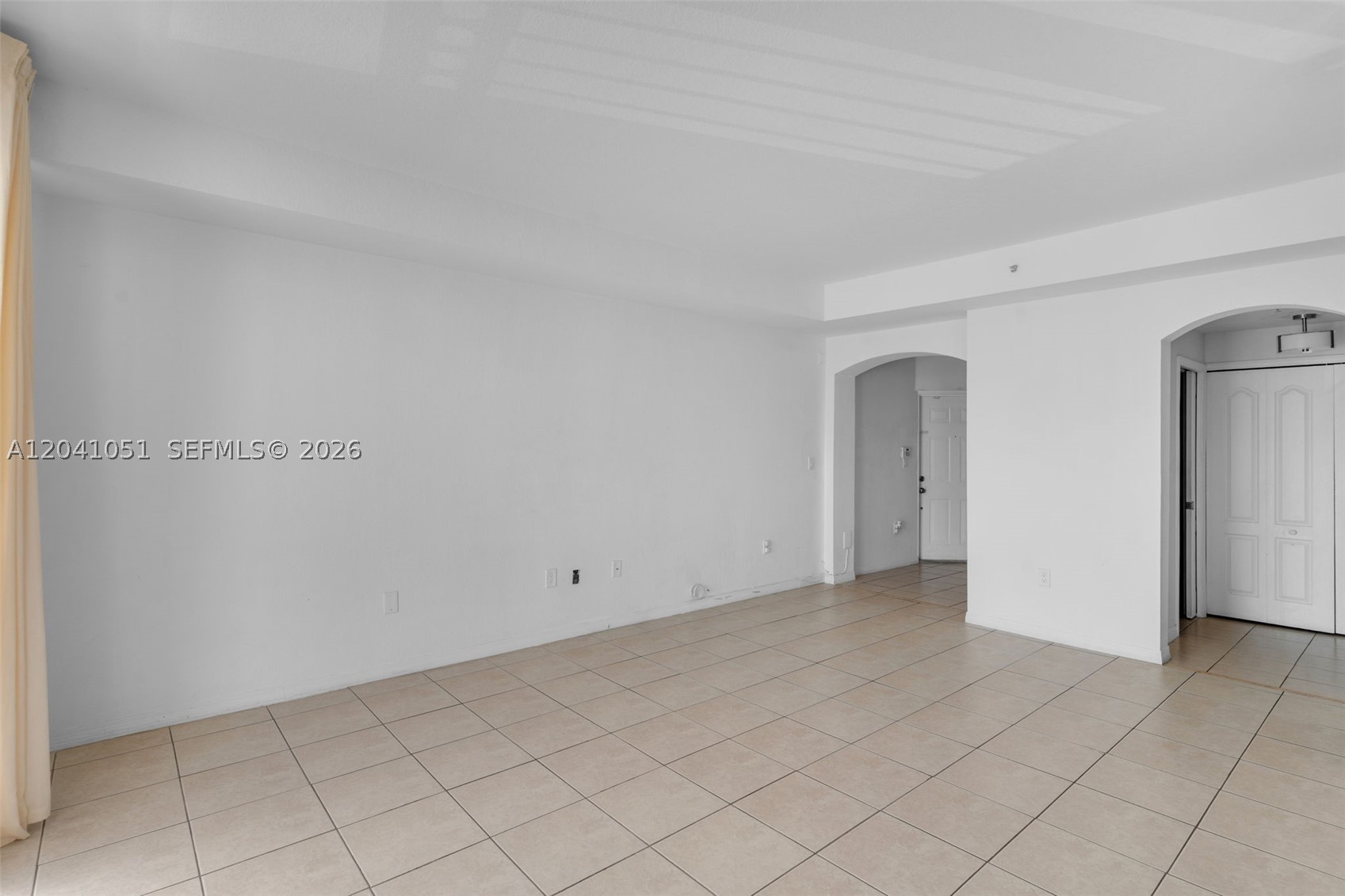 8826 W Flagler St 203 Property Photo 8