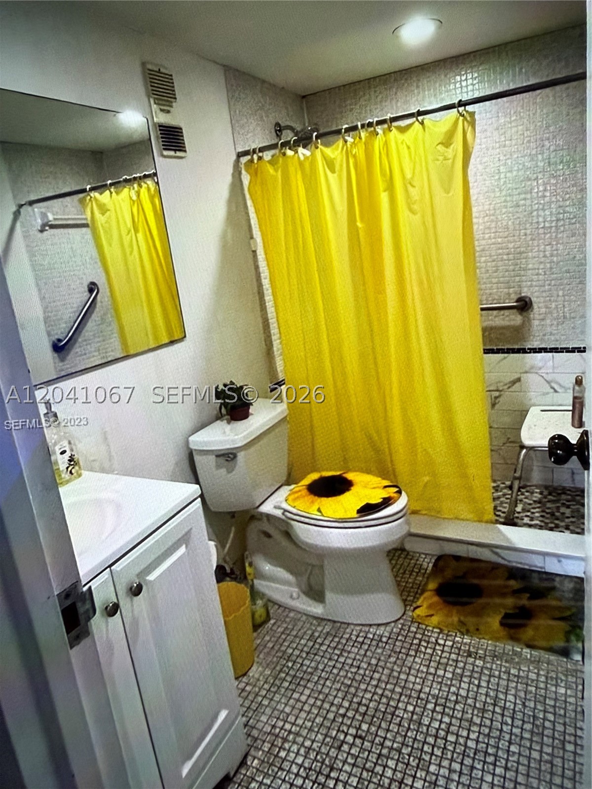 1825 W 44th Pl 707 Property Photo 7