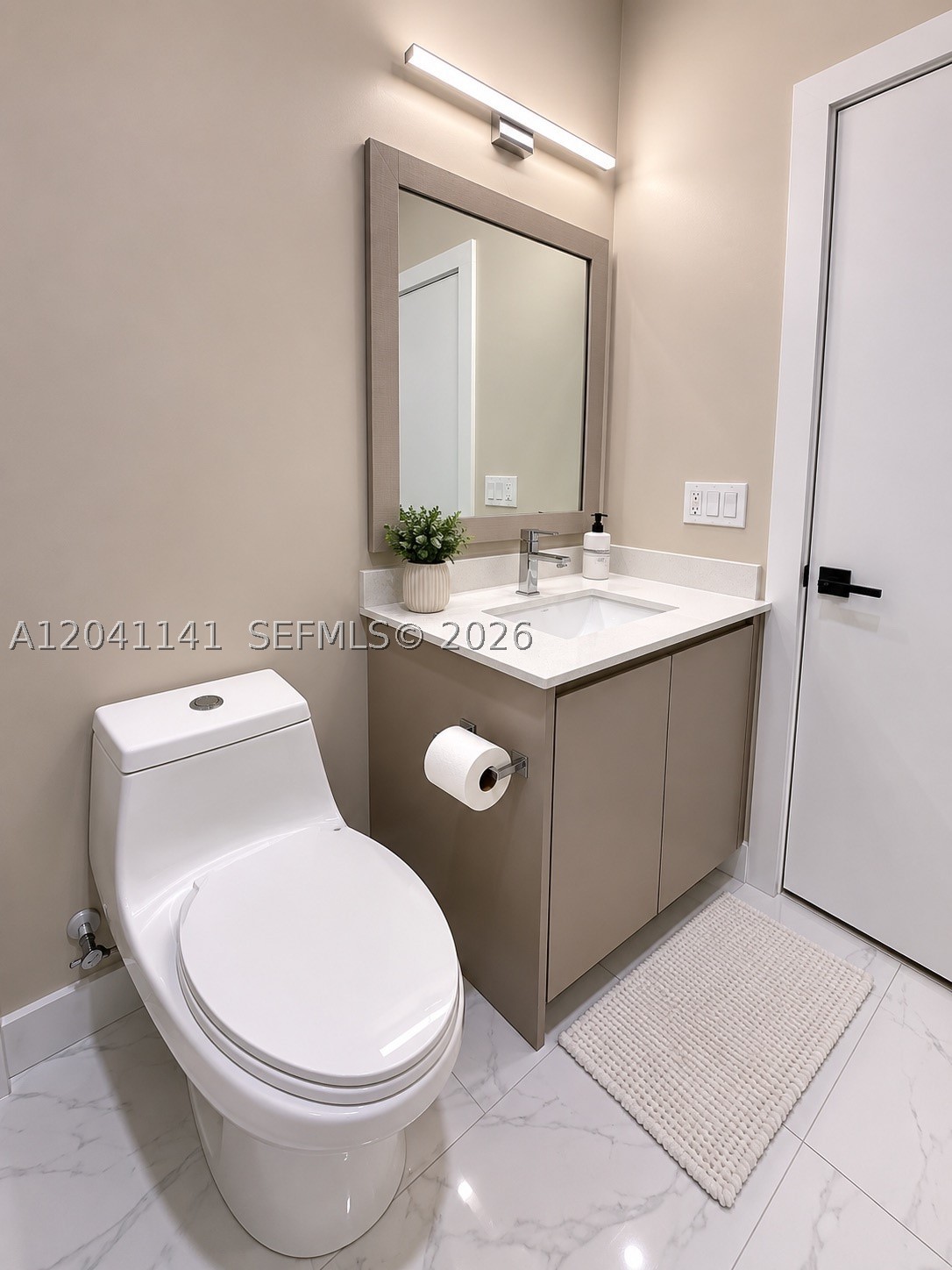2505 Ne 193rd St 4211 Property Photo 13