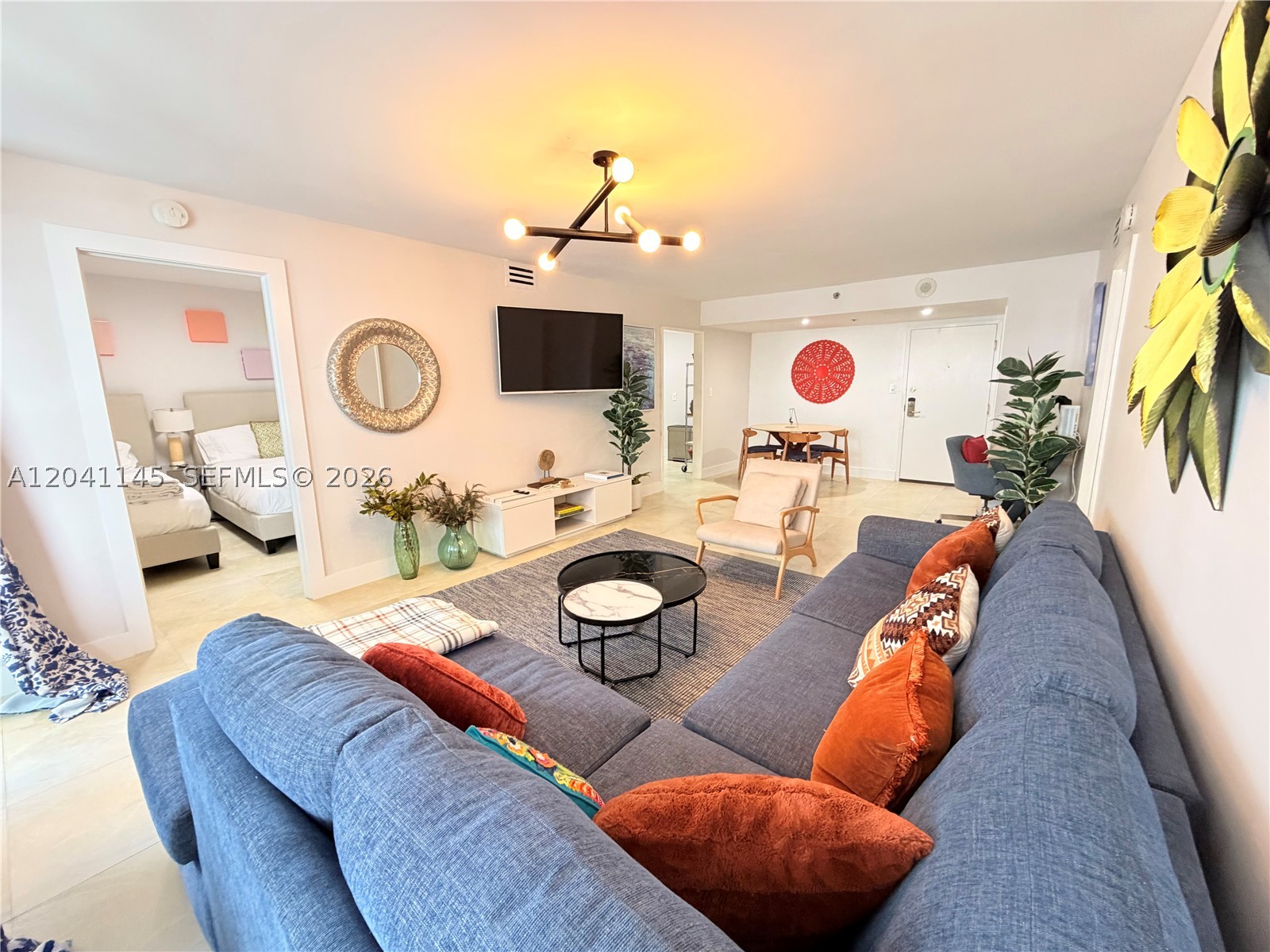 5225 Collins Ave 914 Property Photo 27