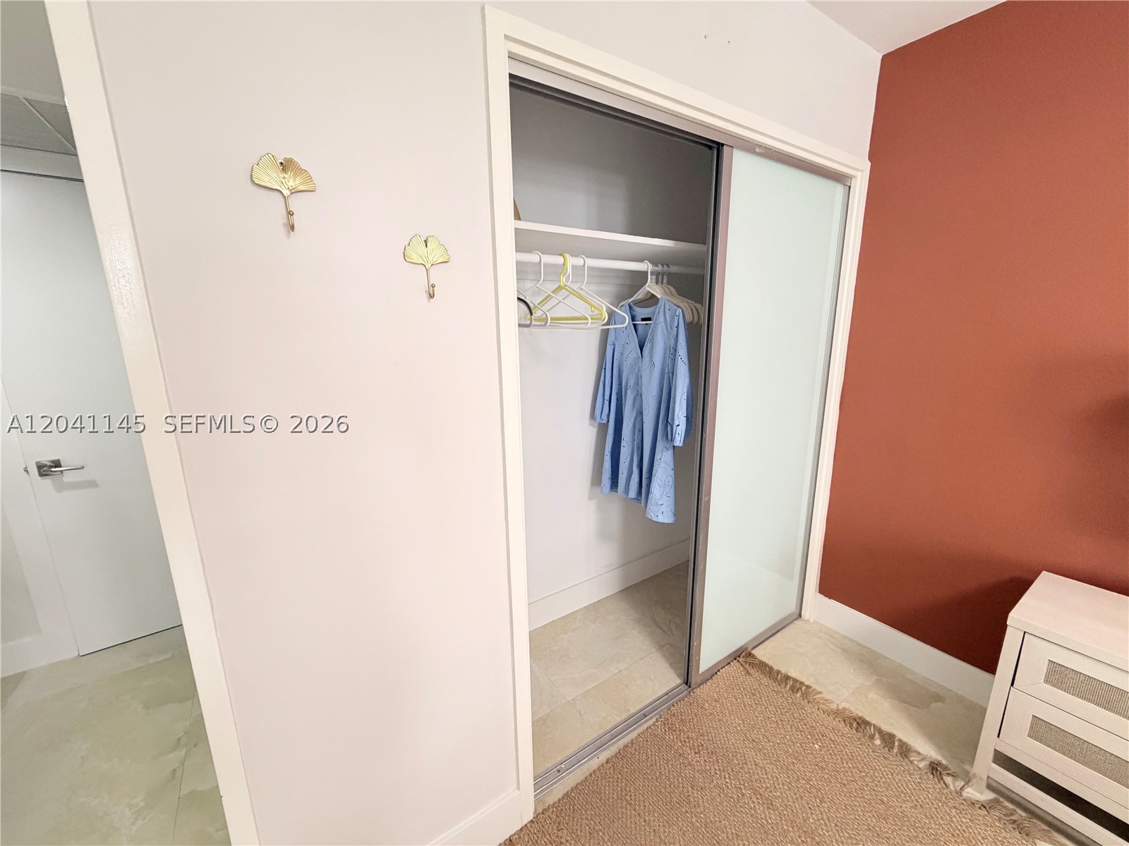 5225 Collins Ave 914 Property Photo 34