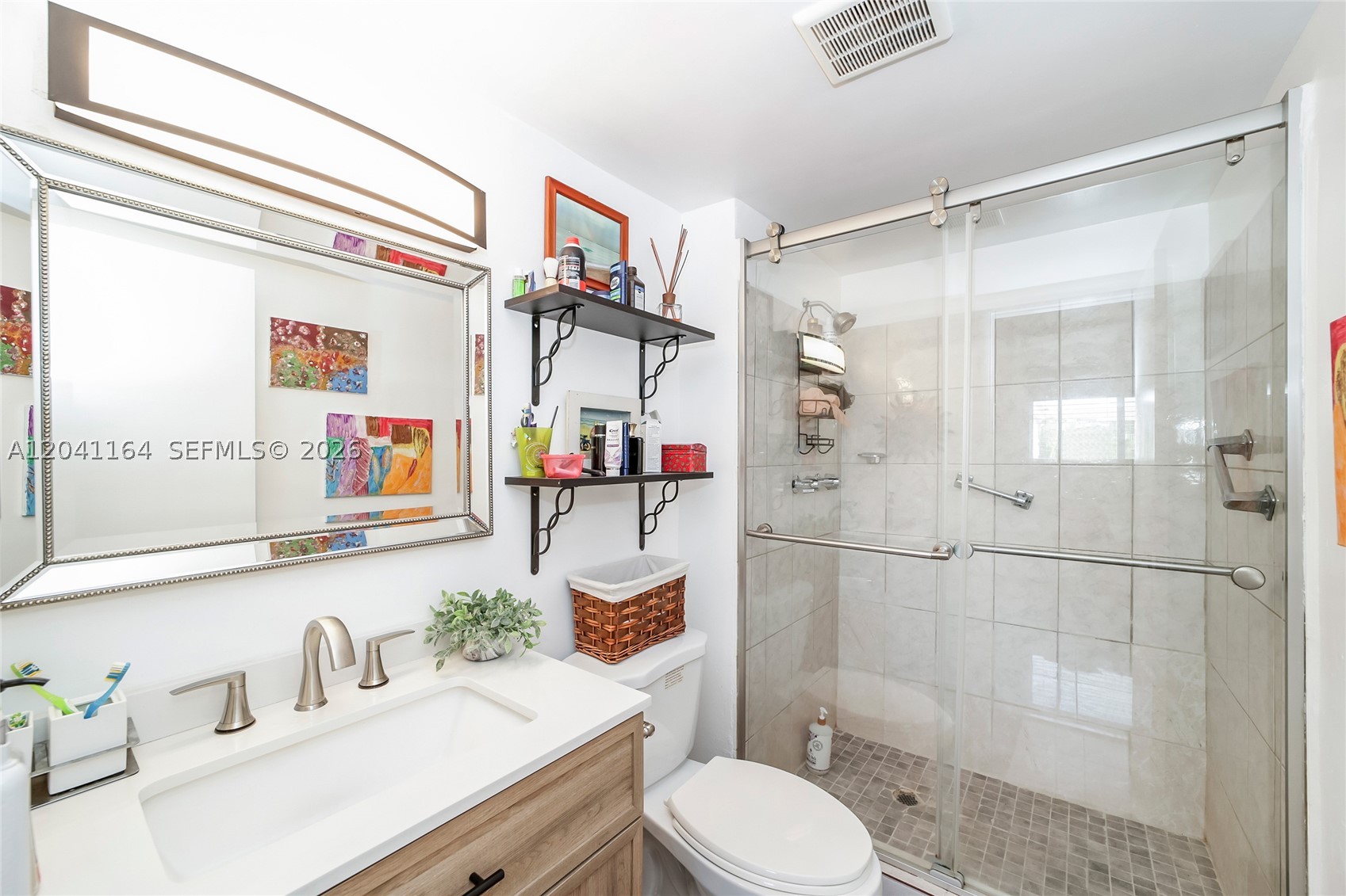 541 Blue Heron Dr 205 Property Photo 16