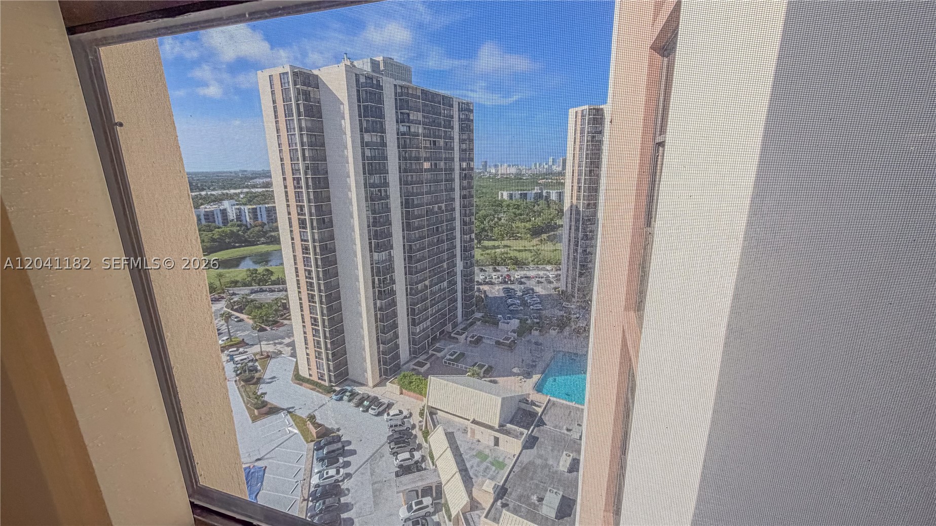 20335 W Country Club Dr 2102 Property Photo 13