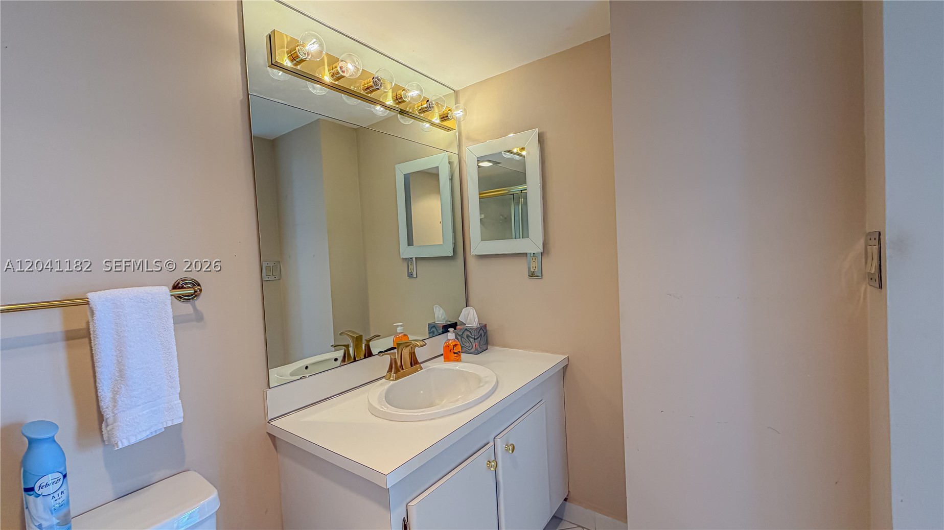 20335 W Country Club Dr 2102 Property Photo 20