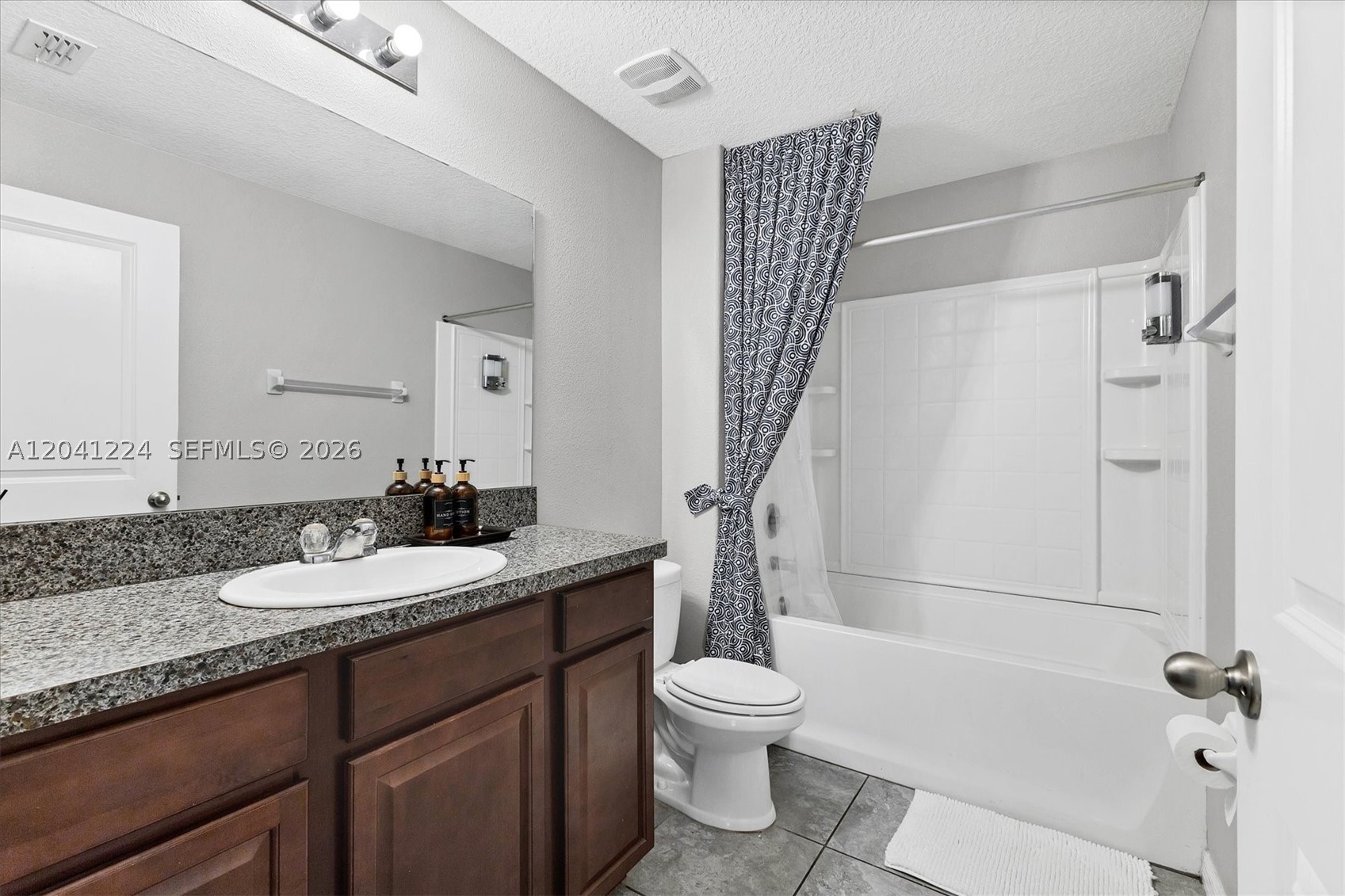 16505 Myrtle Sand Dr Property Photo 17