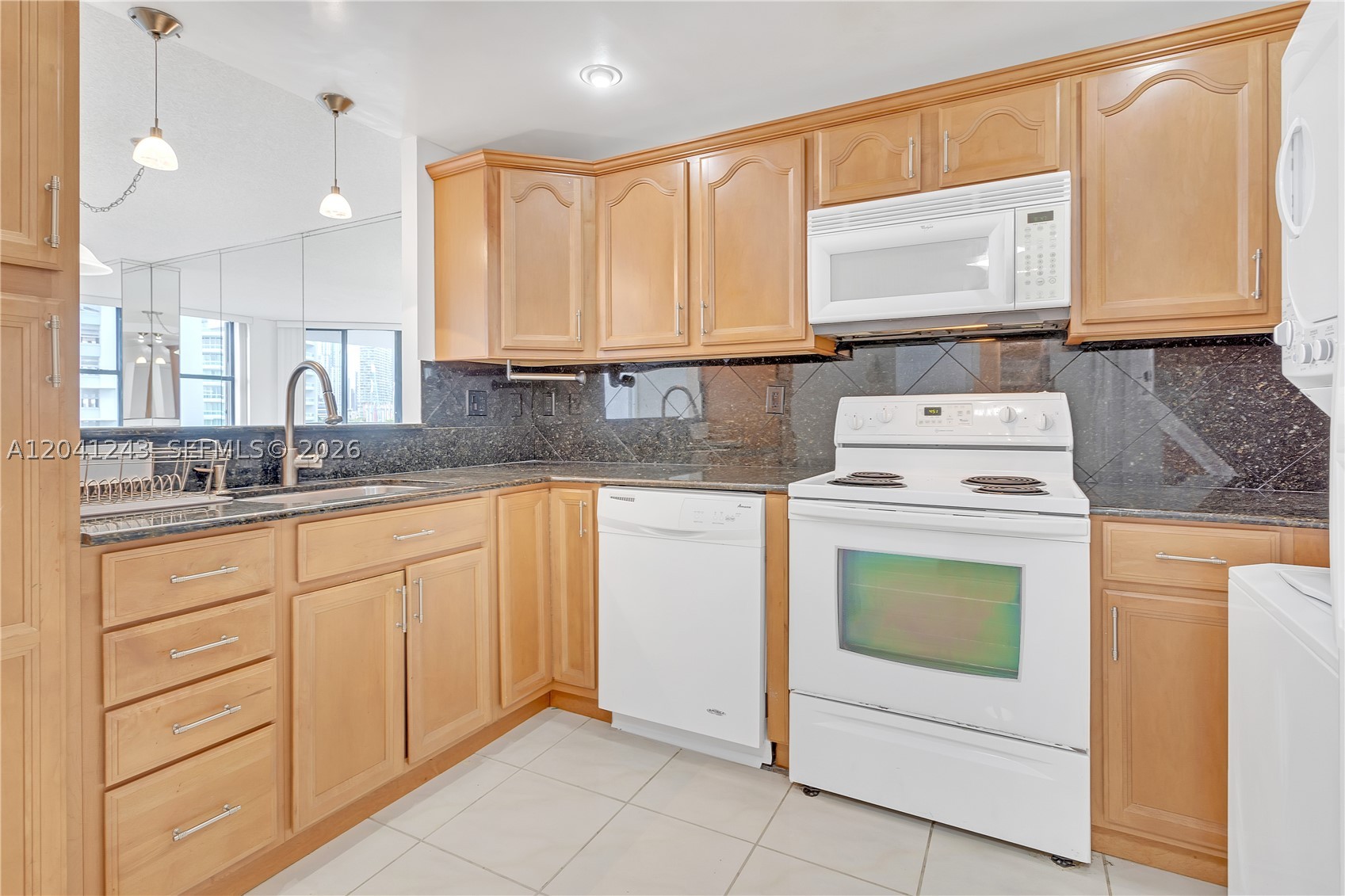 1865 Brickell Ave A805 Property Photo 5