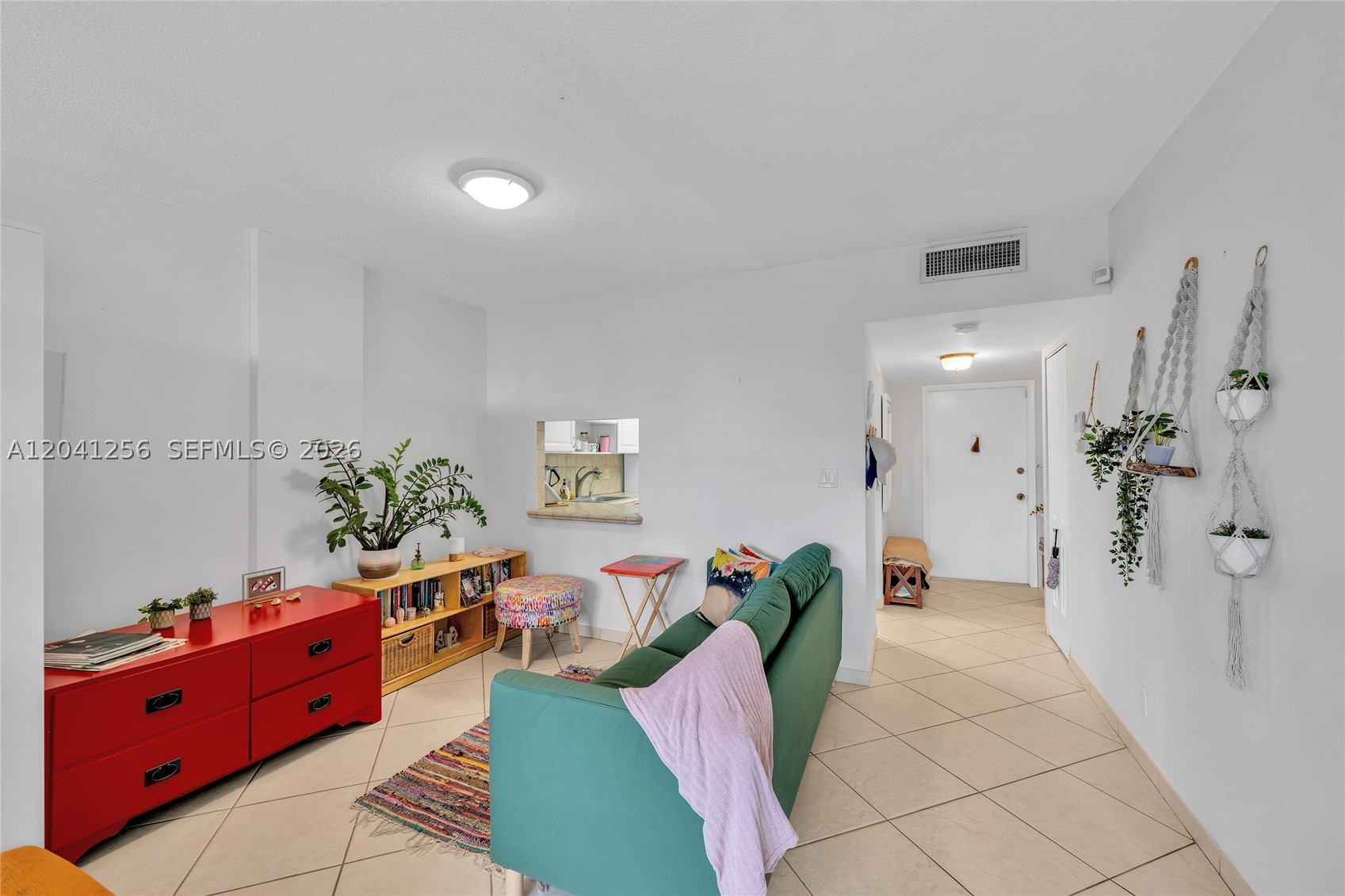 3199 S Ocean Dr 402 Property Photo 2