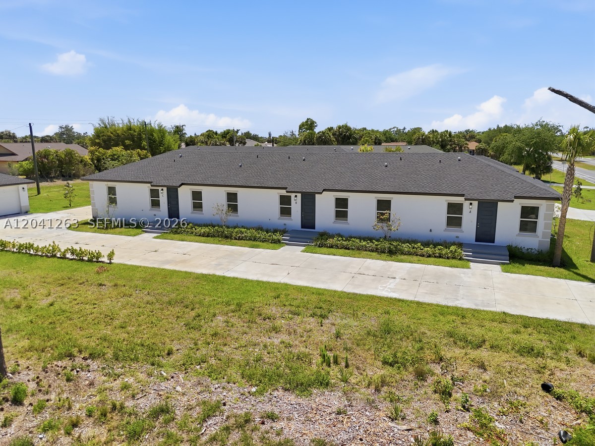 195 Rotonda Blvd W A Property Photo 18