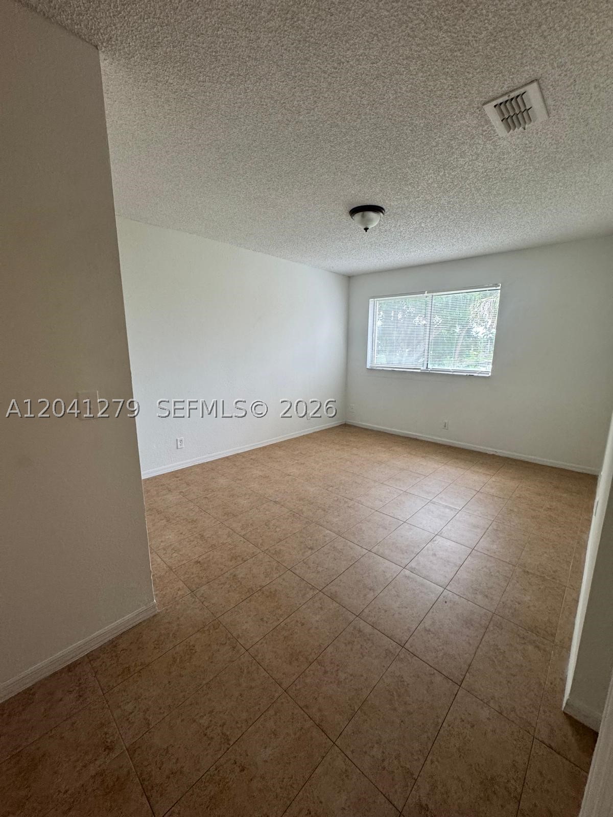 3400 N Pinewalk Dr N 924 Property Photo 6