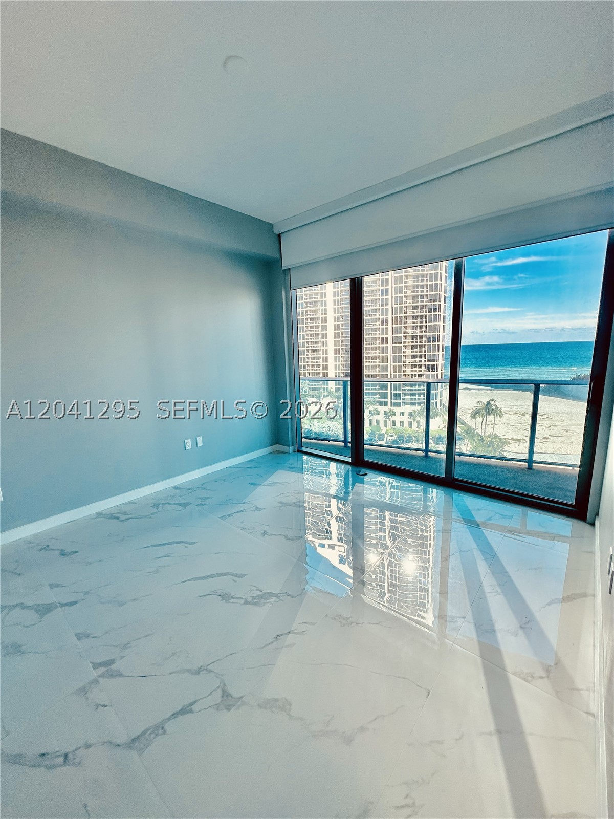 17550 Collins Ave 803 Property Photo 6