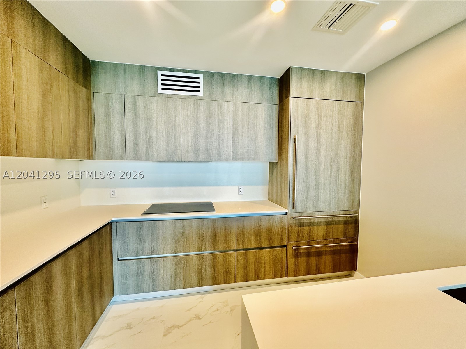 17550 Collins Ave 803 Property Photo 15