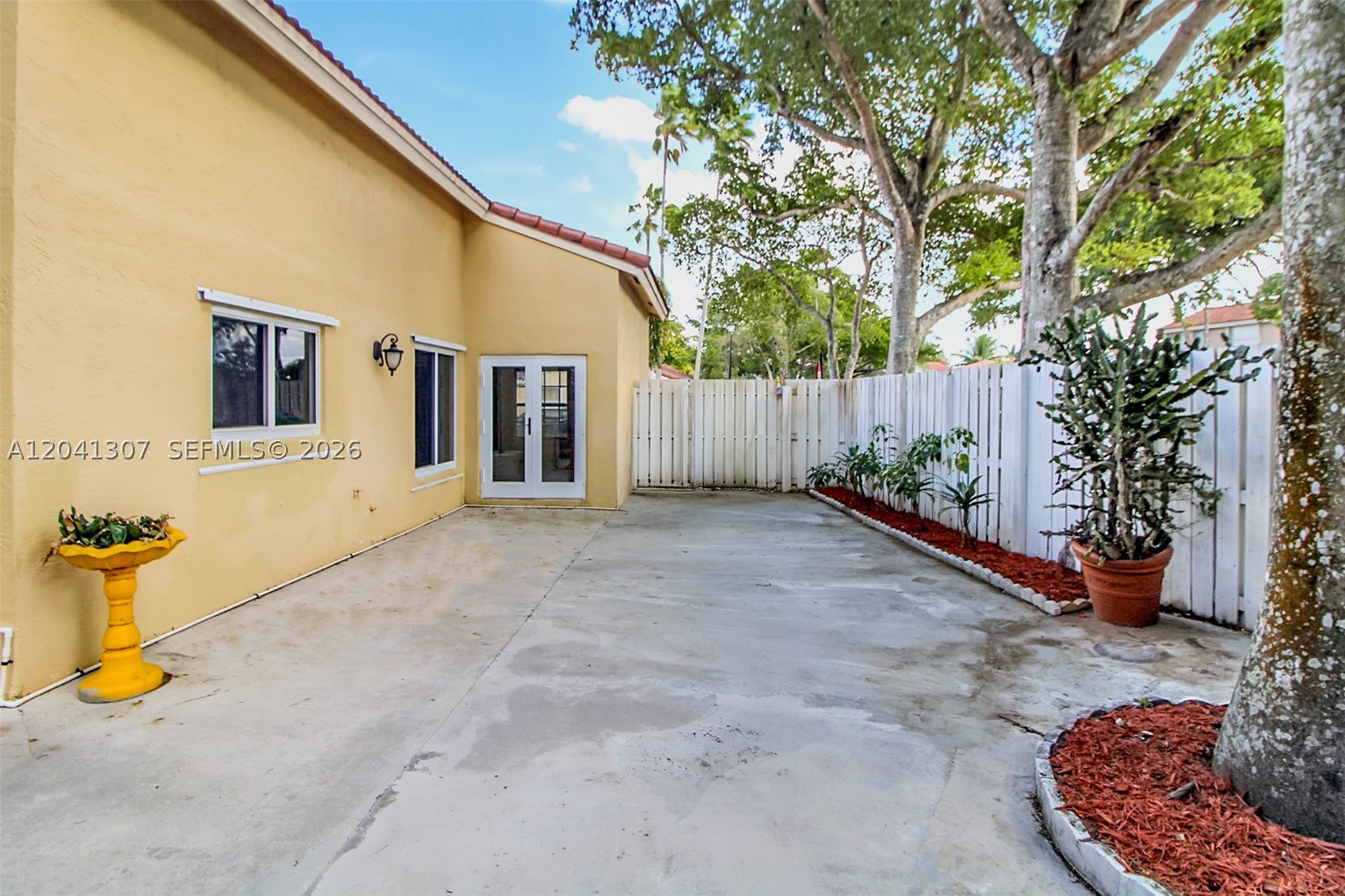 12797 Nw 13th St Property Photo 4