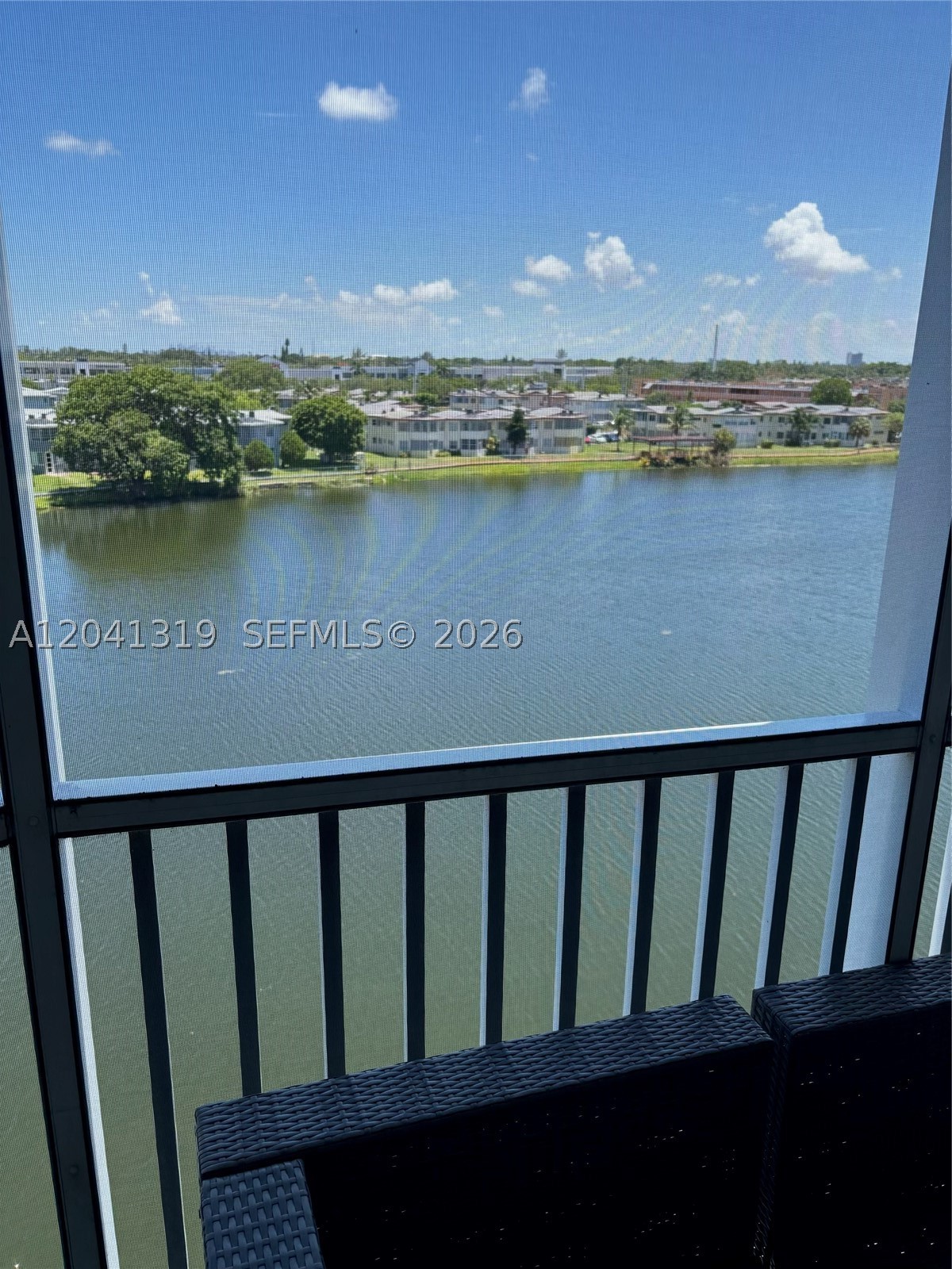 1750 NE 191st St 627-4 Property Photo 1