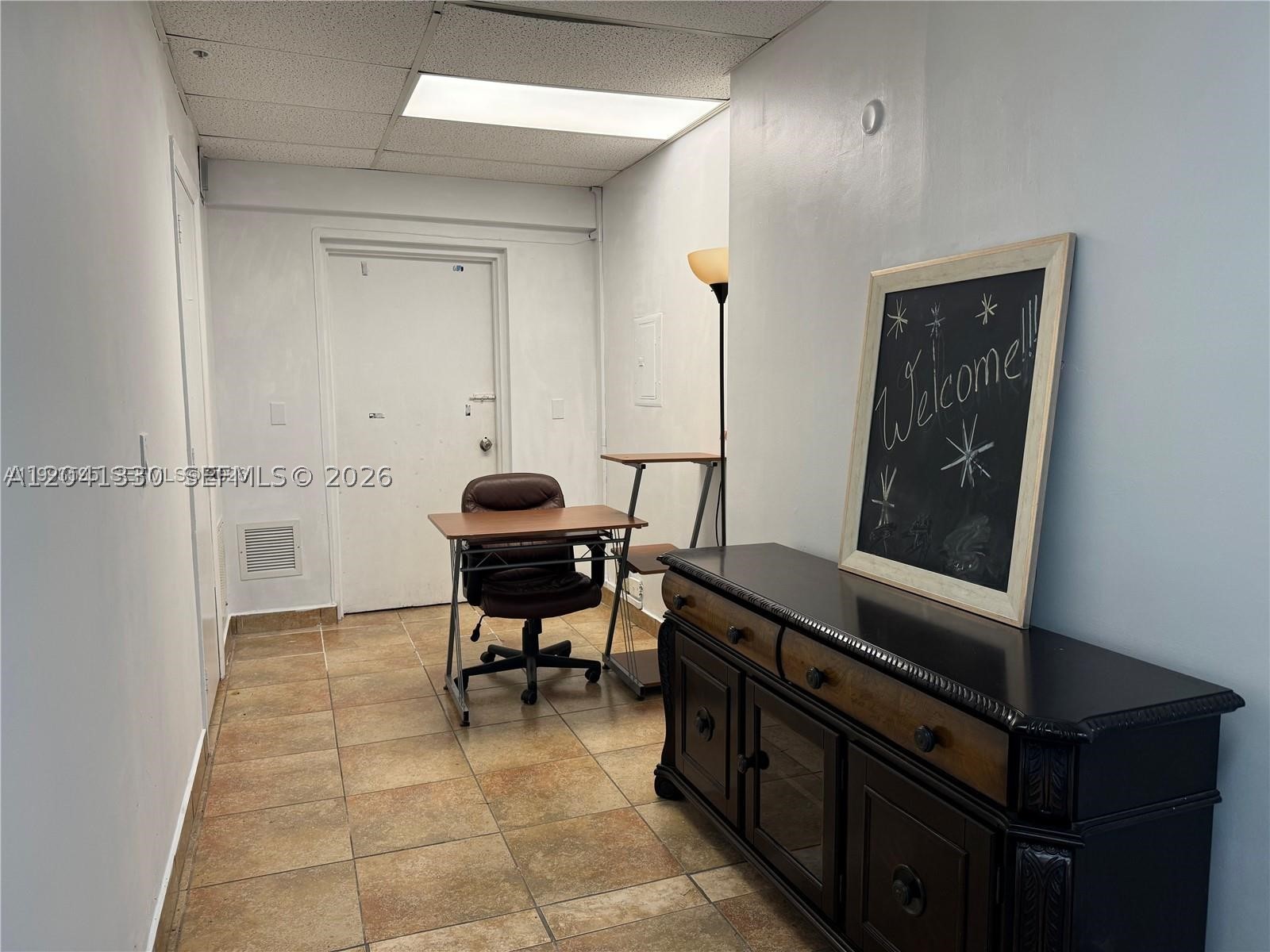 7601 E Treasure Dr Cu-9a Property Photo 8