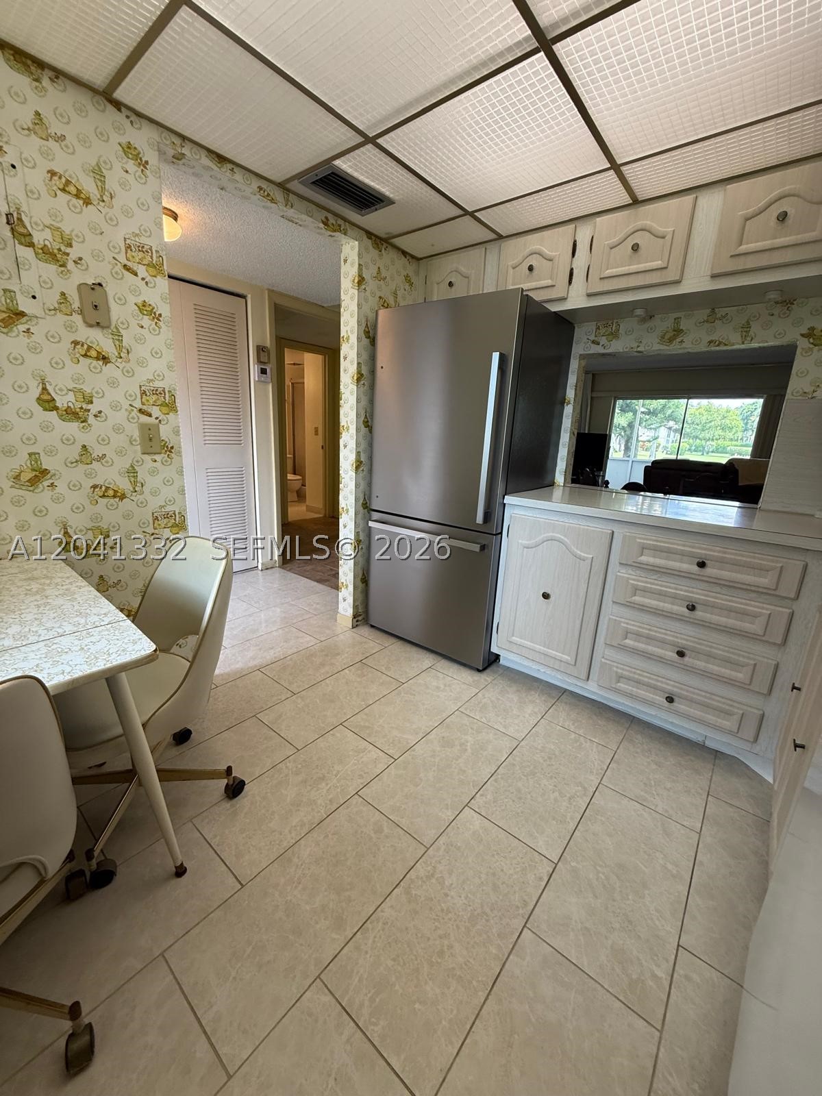 20 Abbey Ln 101 Property Photo 11