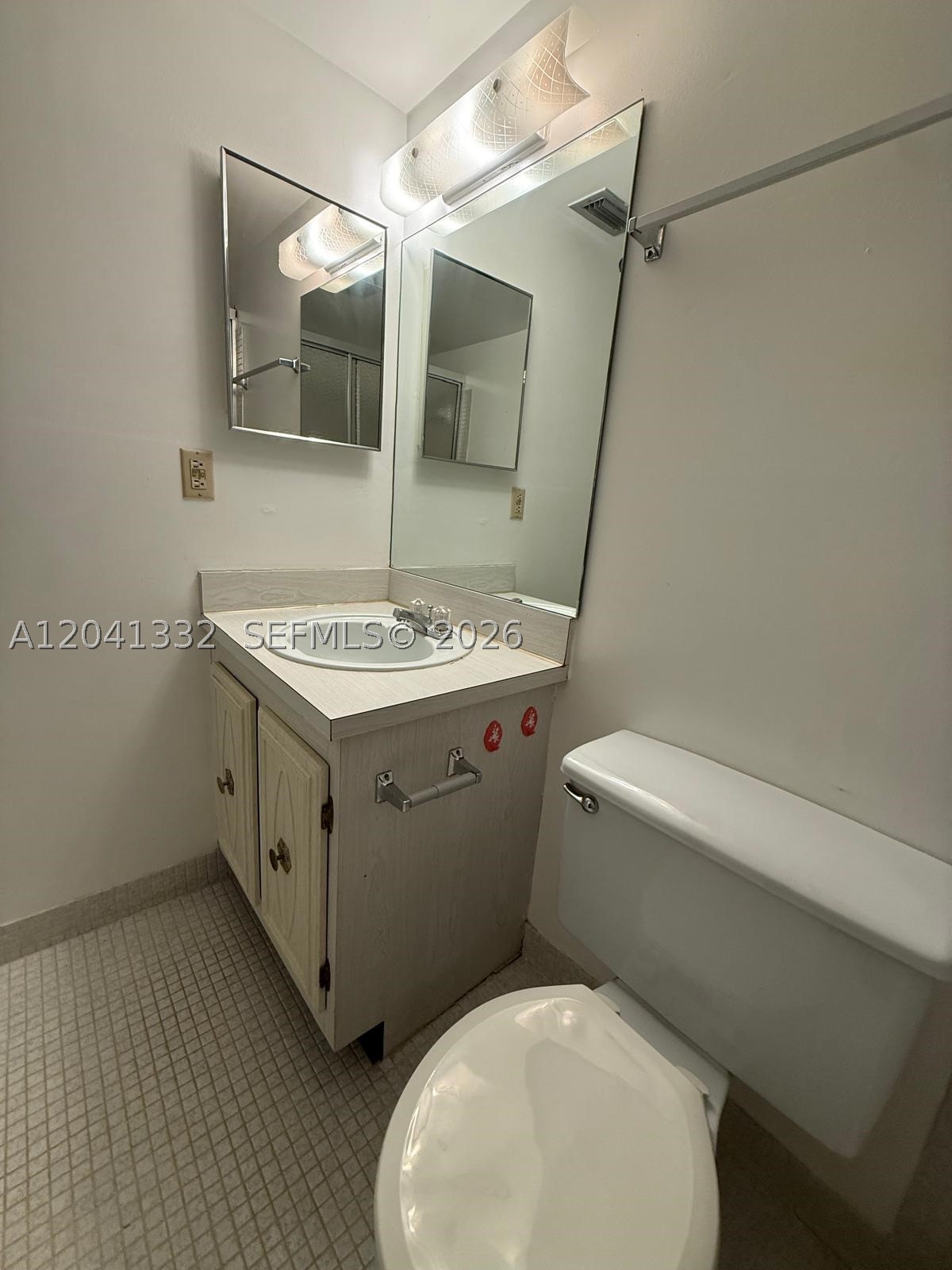 20 Abbey Ln 101 Property Photo 21