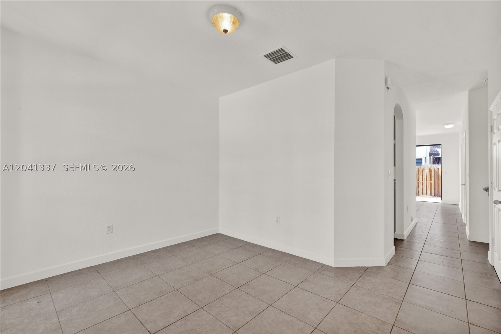 11485 Sw 236th Ln 11485 Property Photo 4