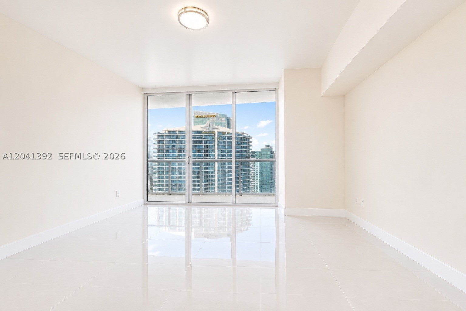 475 Brickell Ave 4715 Property Photo 11