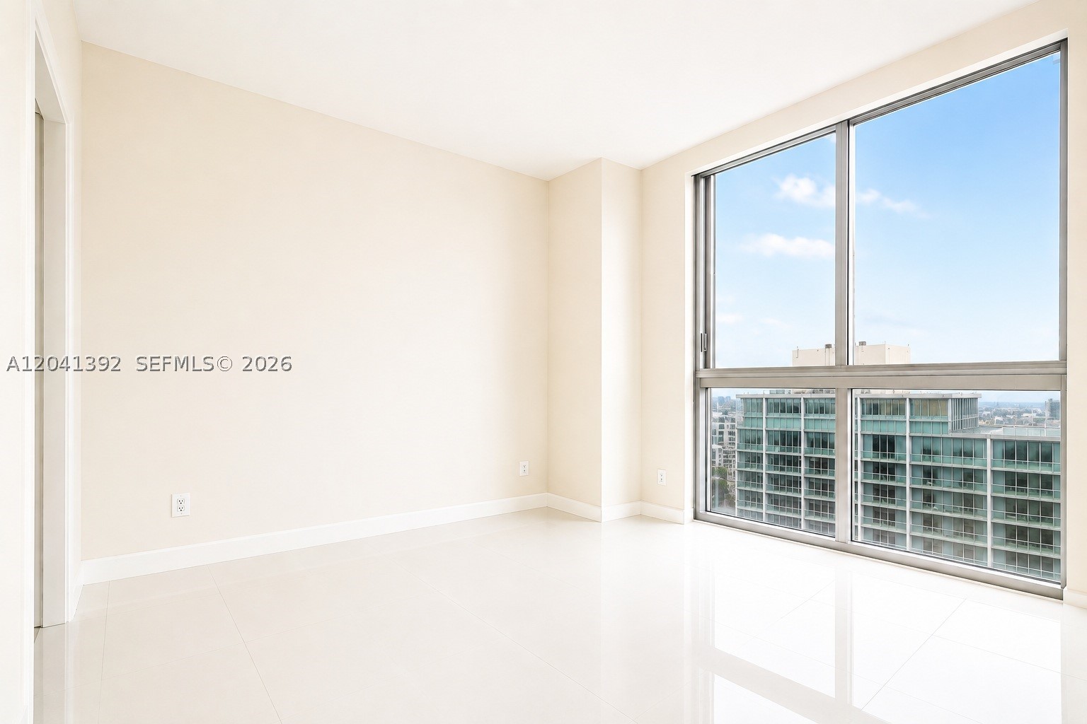 475 Brickell Ave 4715 Property Photo 14