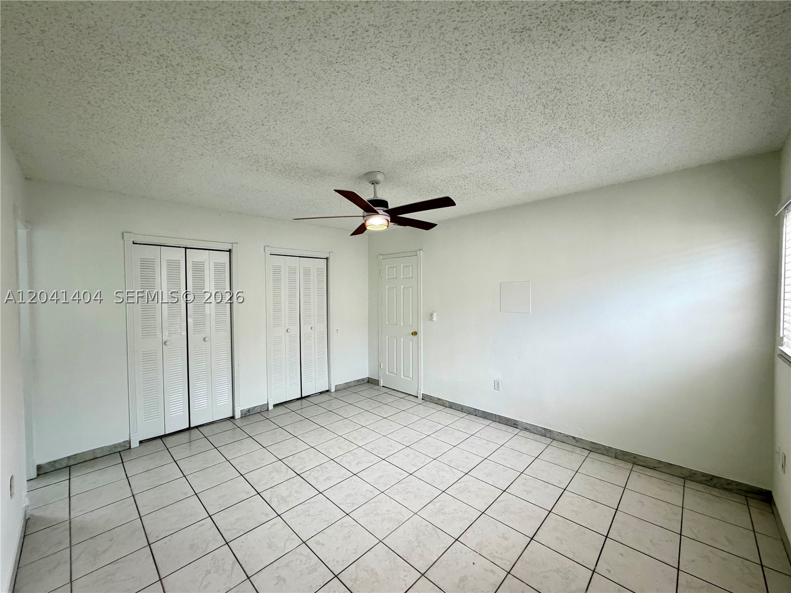 913 Nw 22nd Pl 0 Property Photo 10