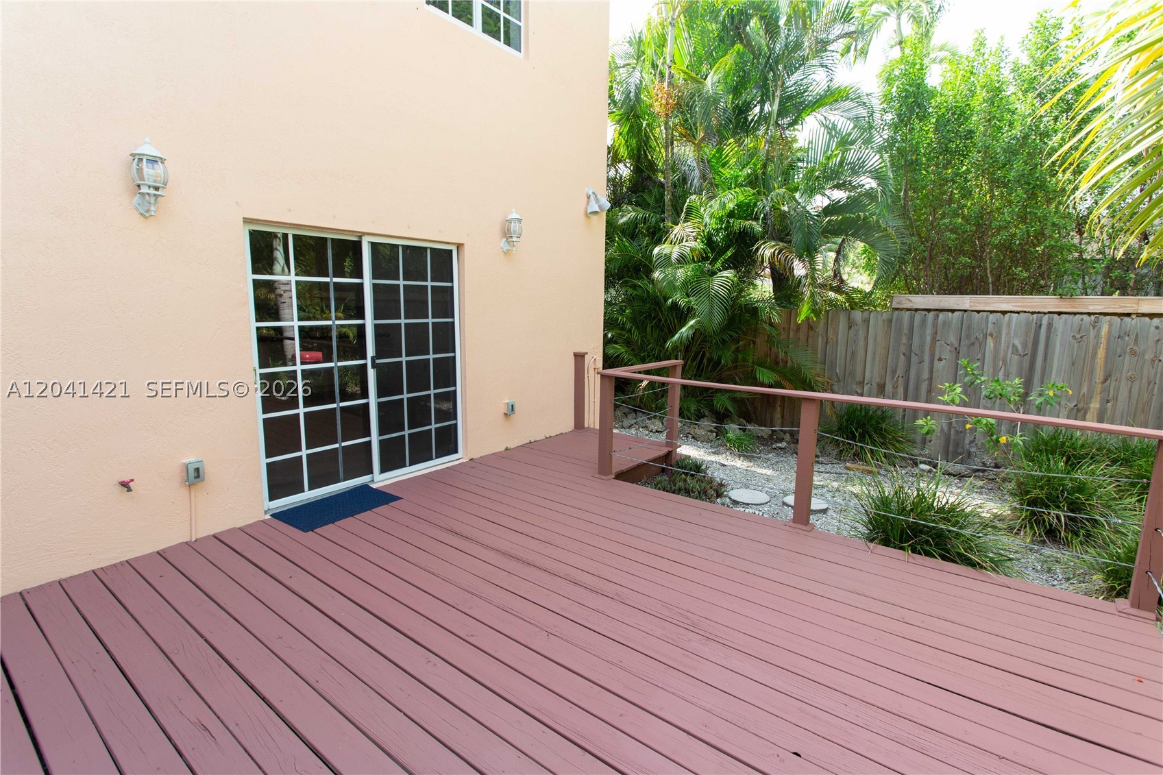 2919 Virginia St Property Photo 11