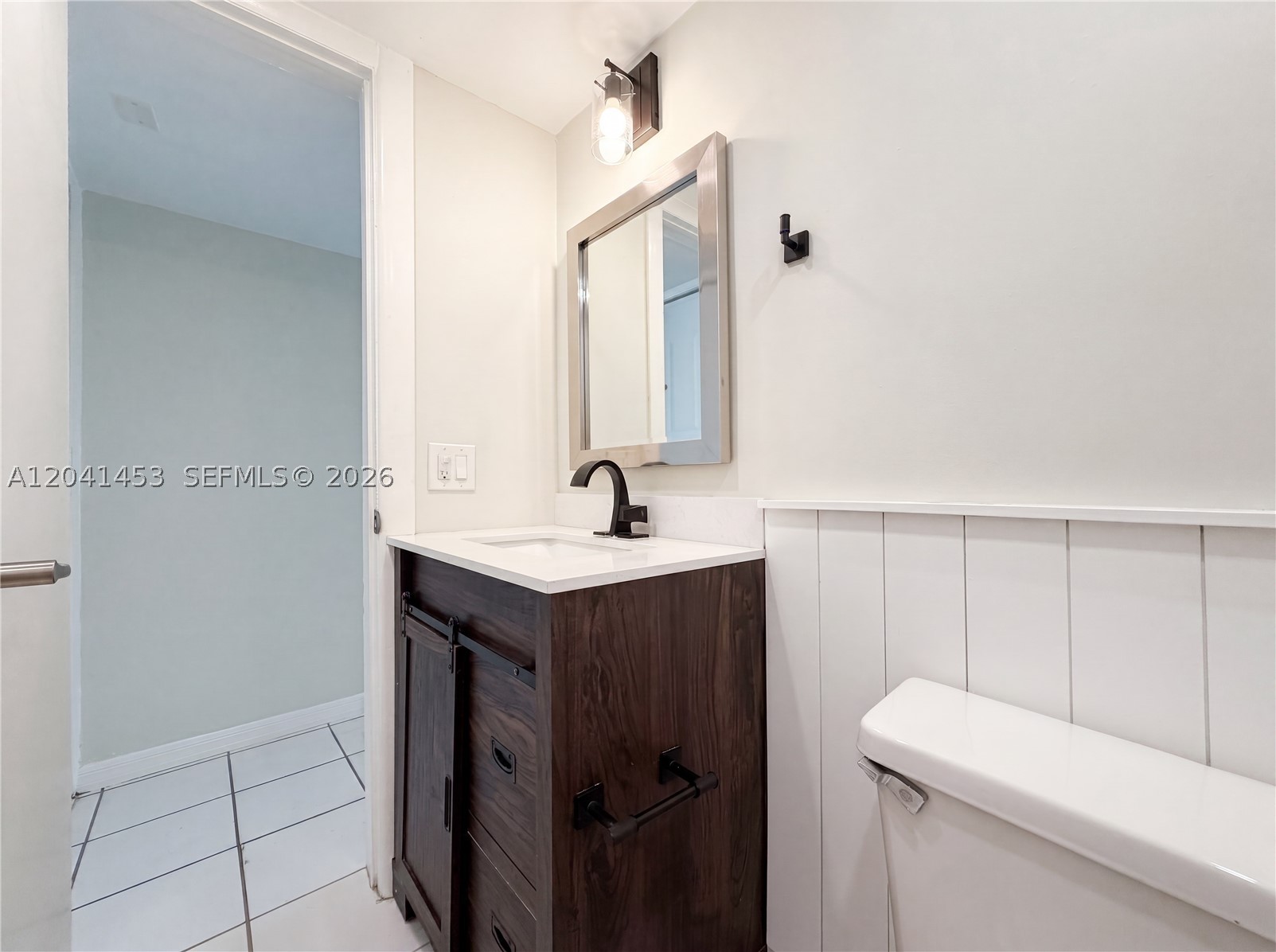 200 Galen Dr 202 Property Photo 8
