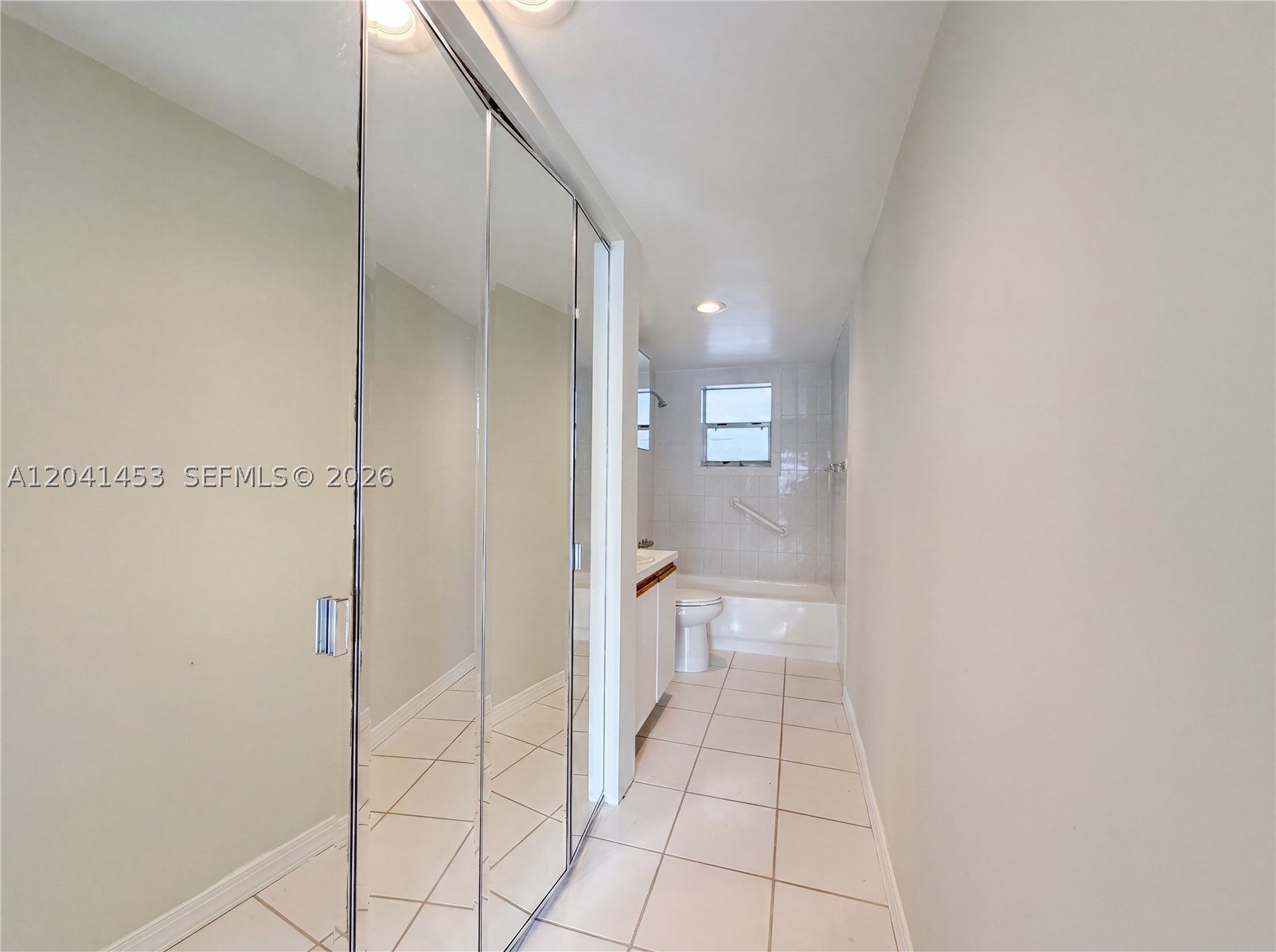 200 Galen Dr 202 Property Photo 9