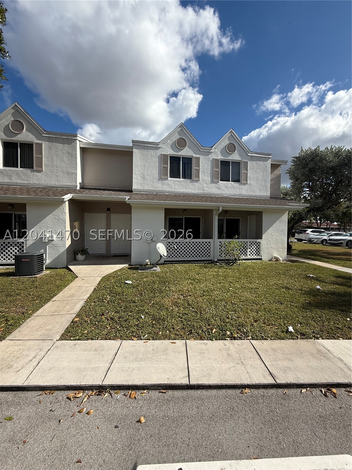 17515 Nw 67th Ct G-22 Property Photo 1