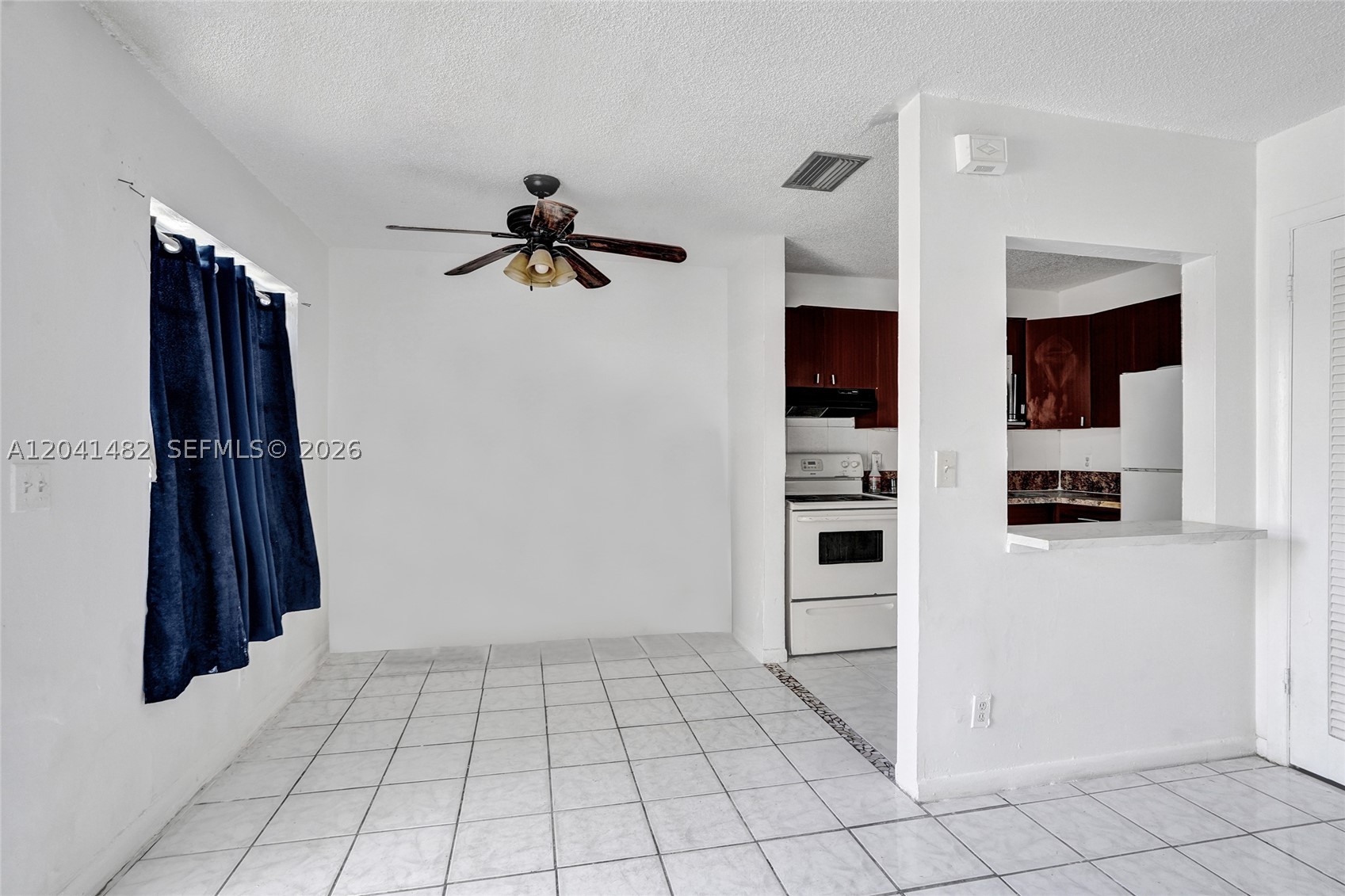 841 Sw 7th St C Property Photo 4