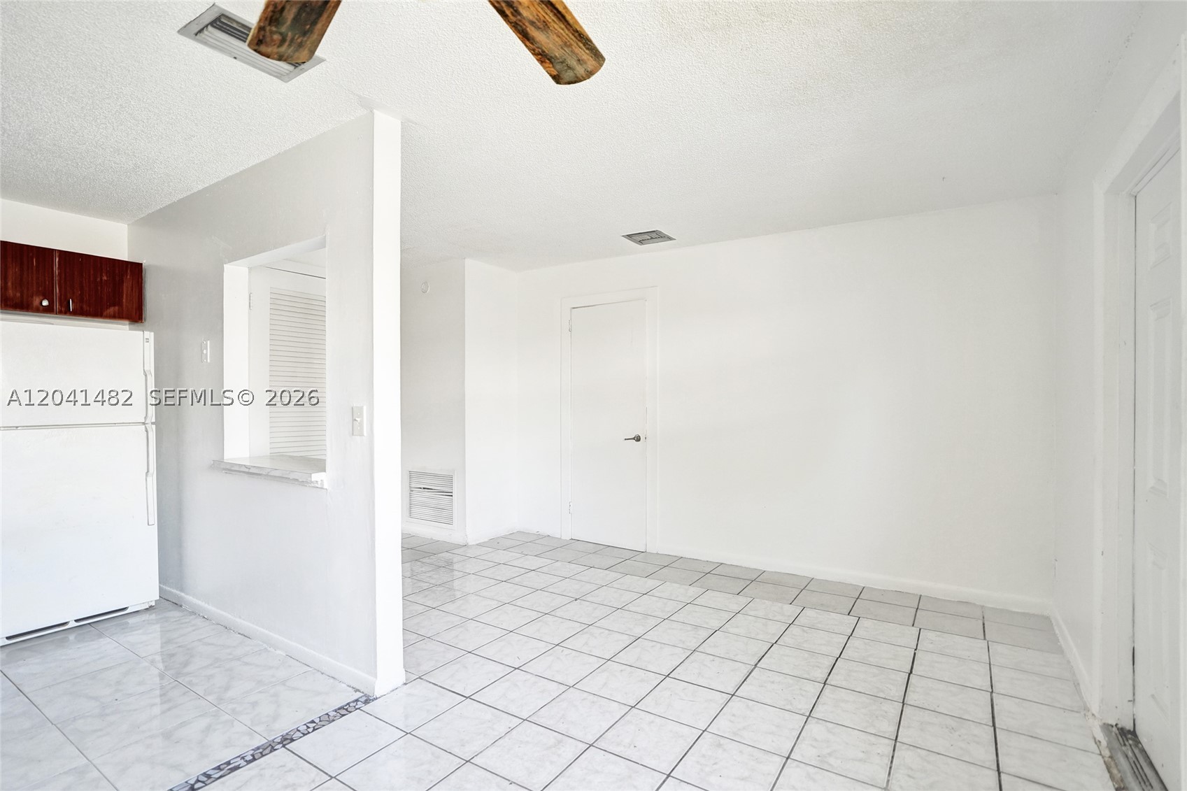 841 Sw 7th St C Property Photo 10