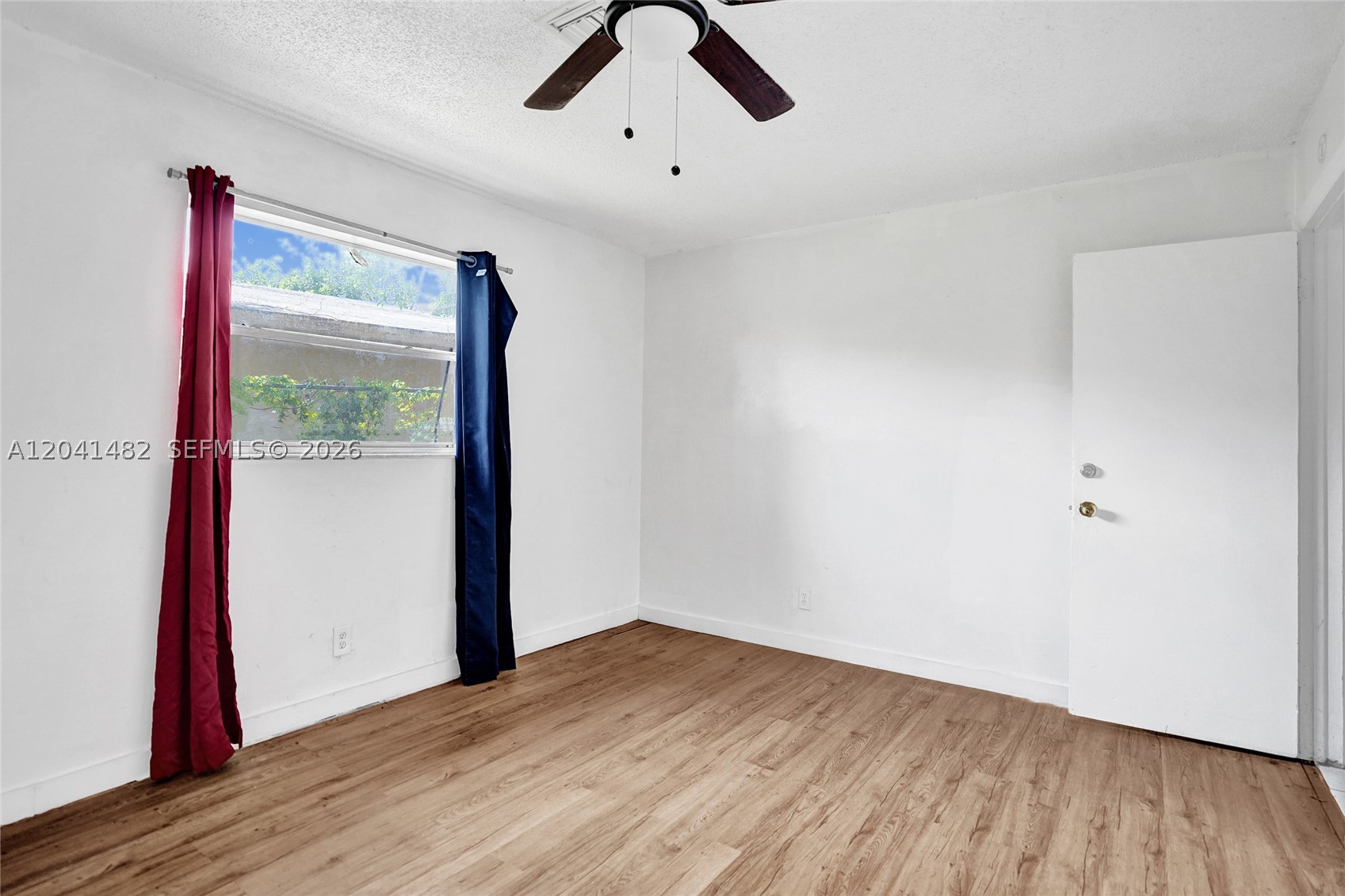 841 Sw 7th St C Property Photo 14