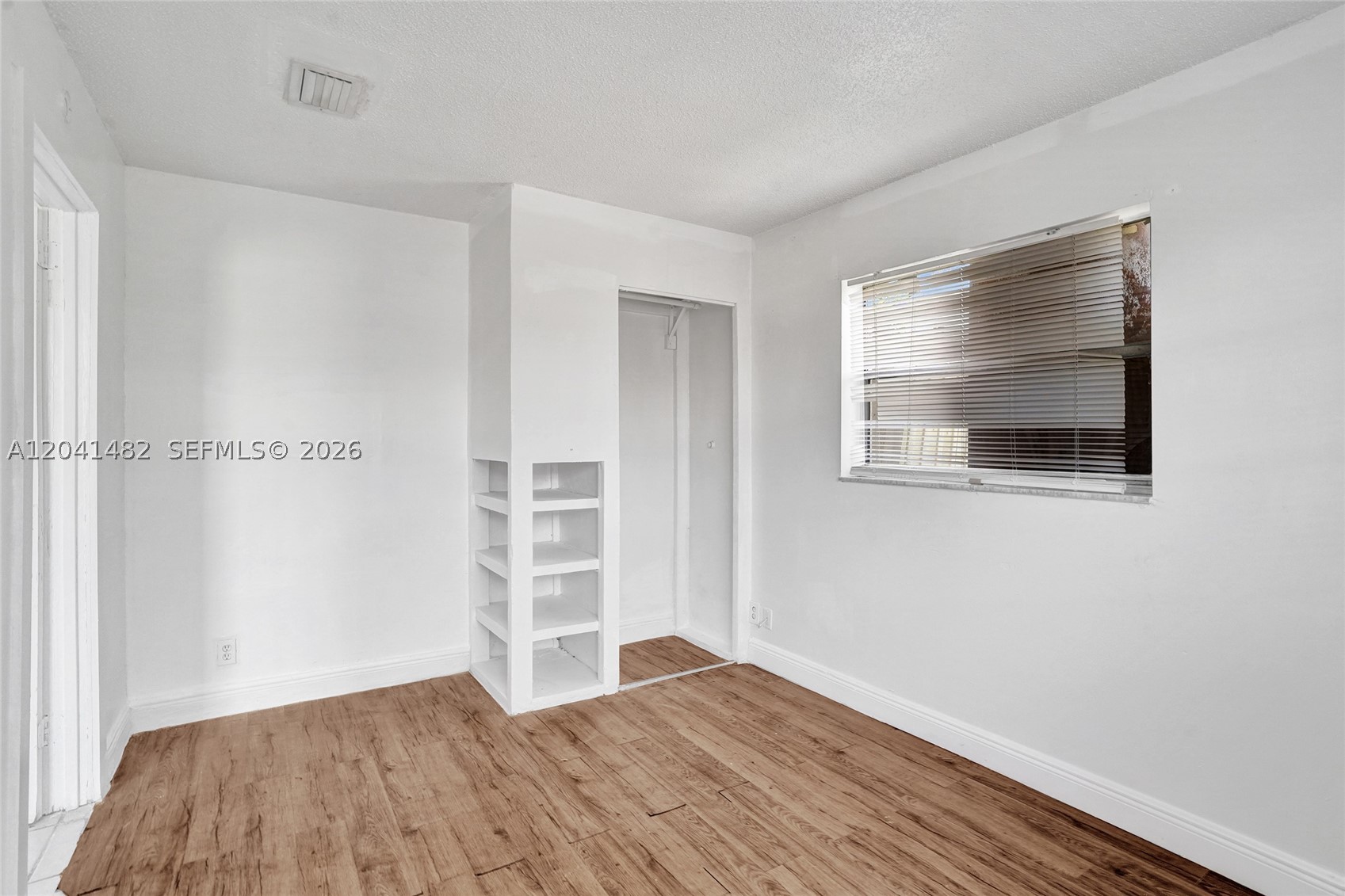 841 Sw 7th St C Property Photo 17