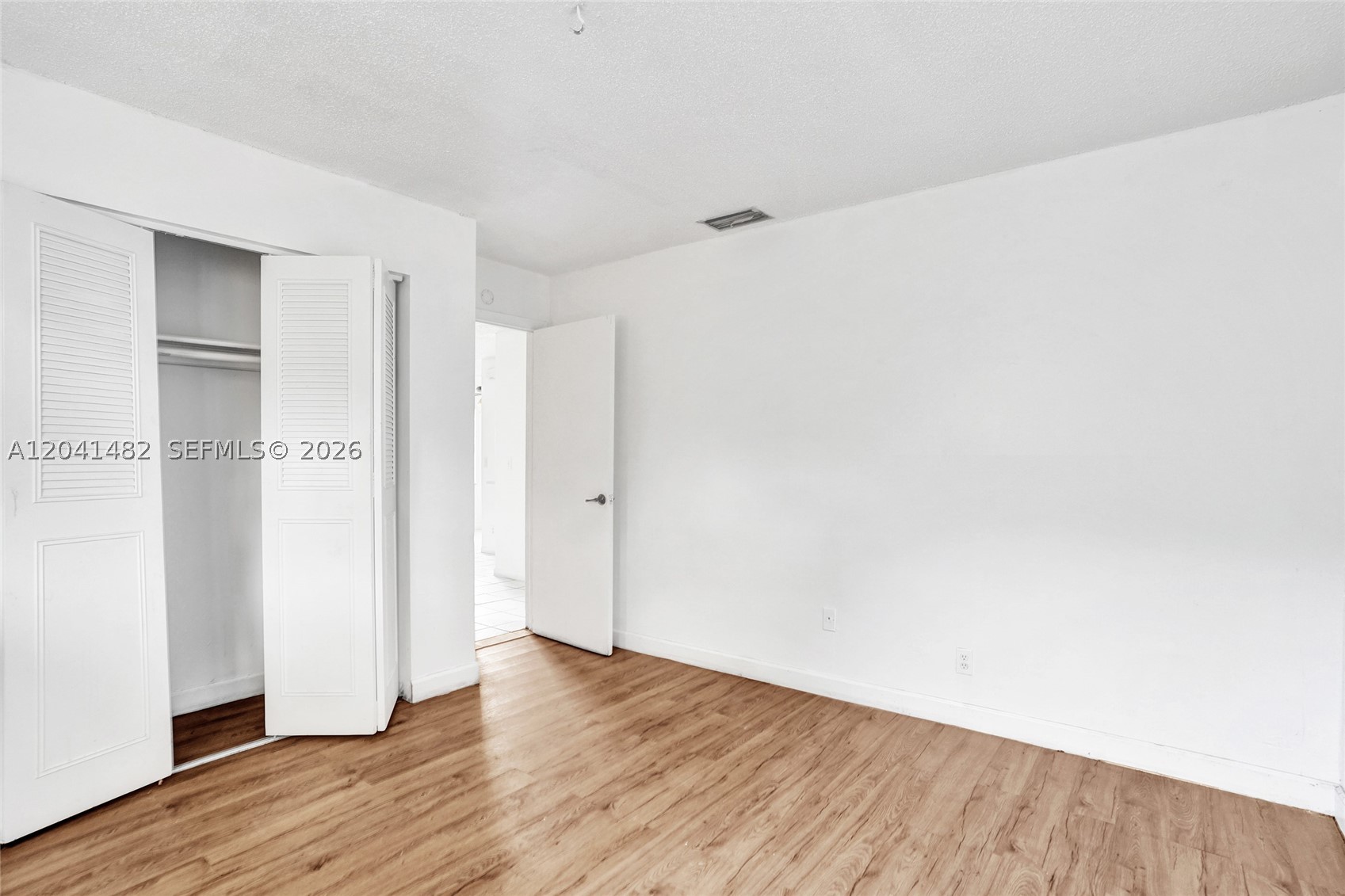 841 Sw 7th St C Property Photo 18