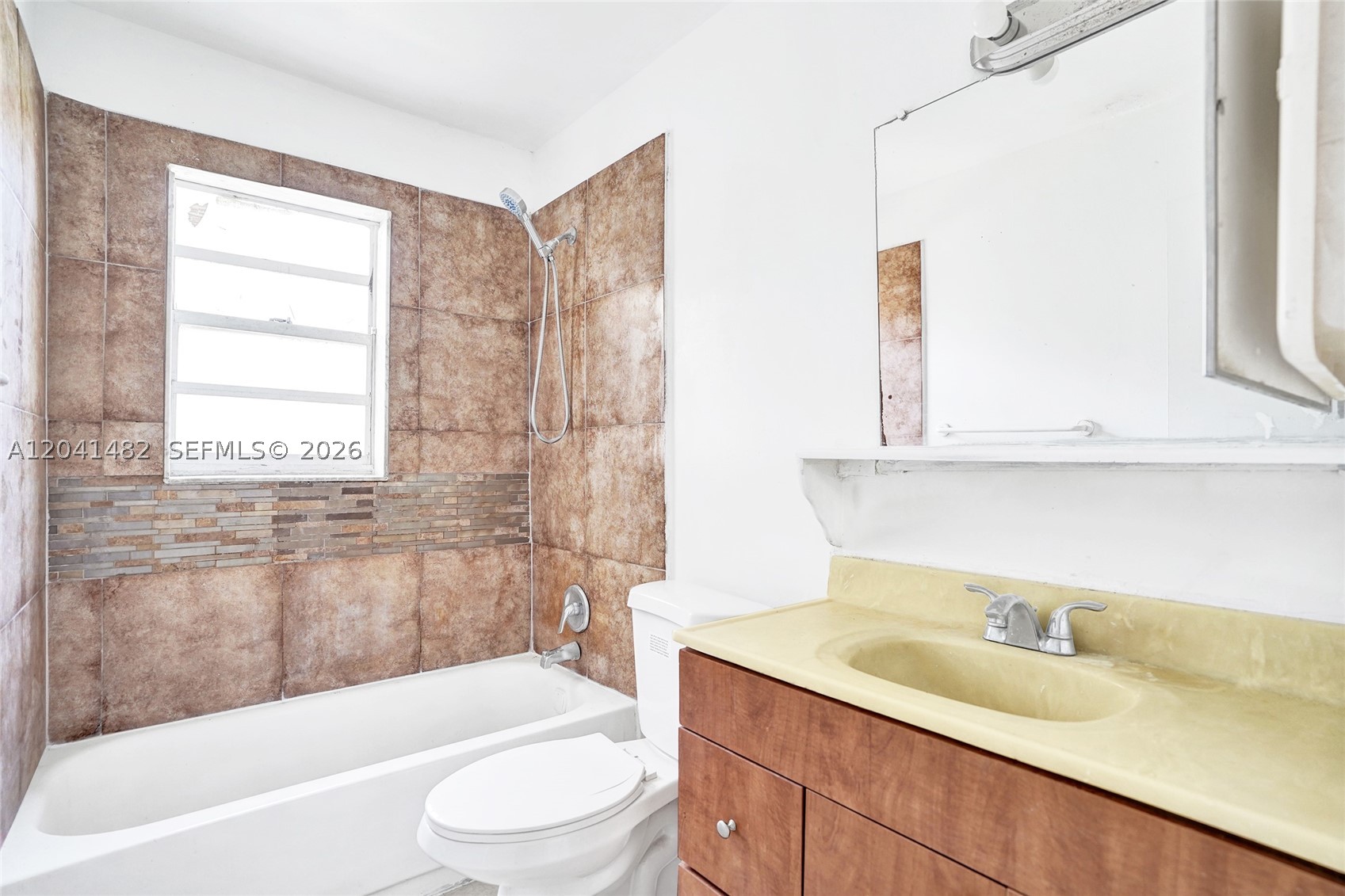 841 Sw 7th St C Property Photo 19