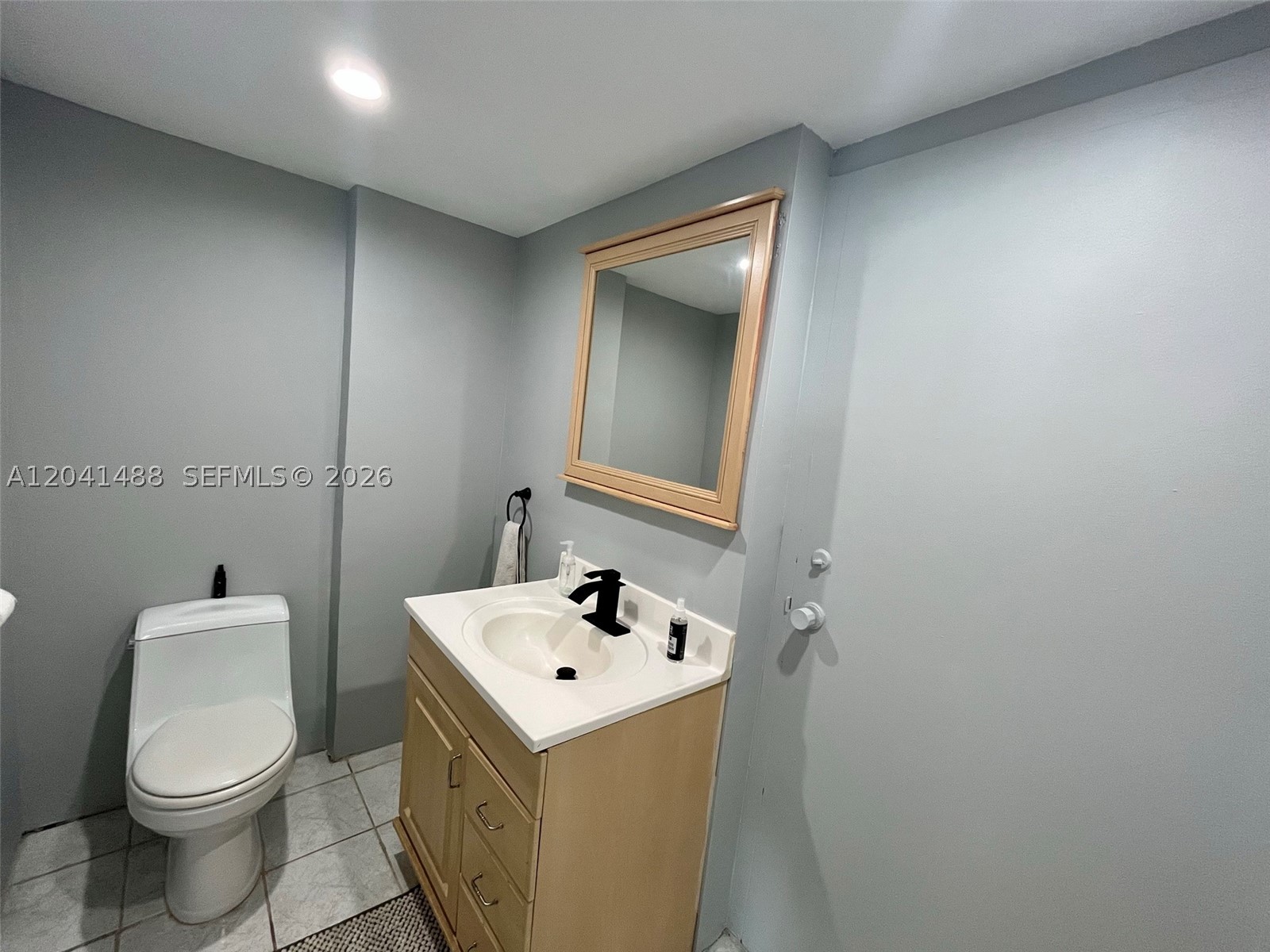 250 174th St 2301 Property Photo 8