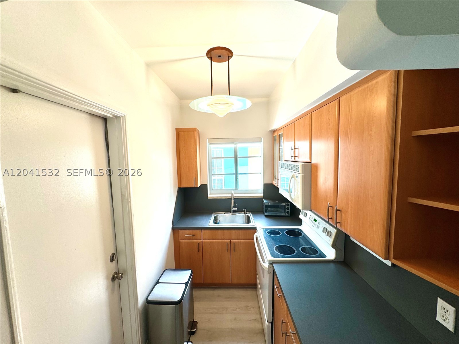 1341 Meridian Ave 204 Property Photo 8