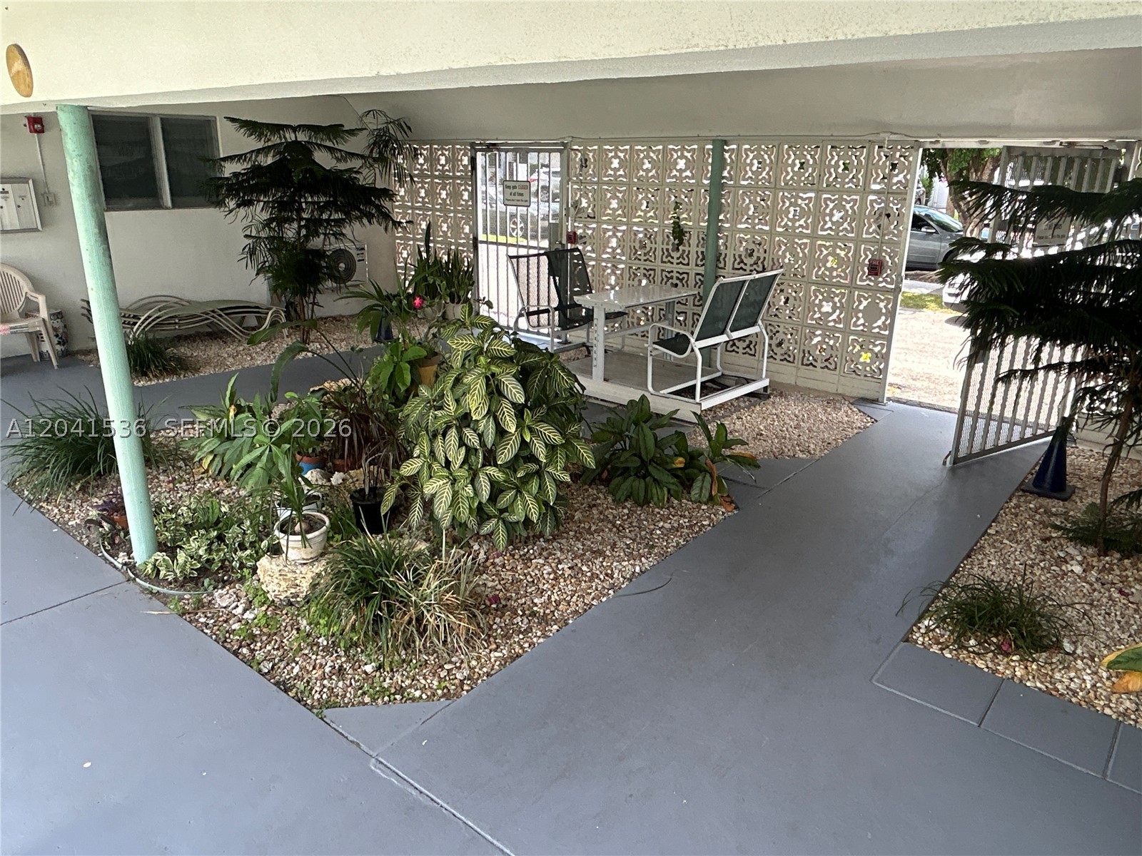 1717 Rodman St 18 Property Photo 14