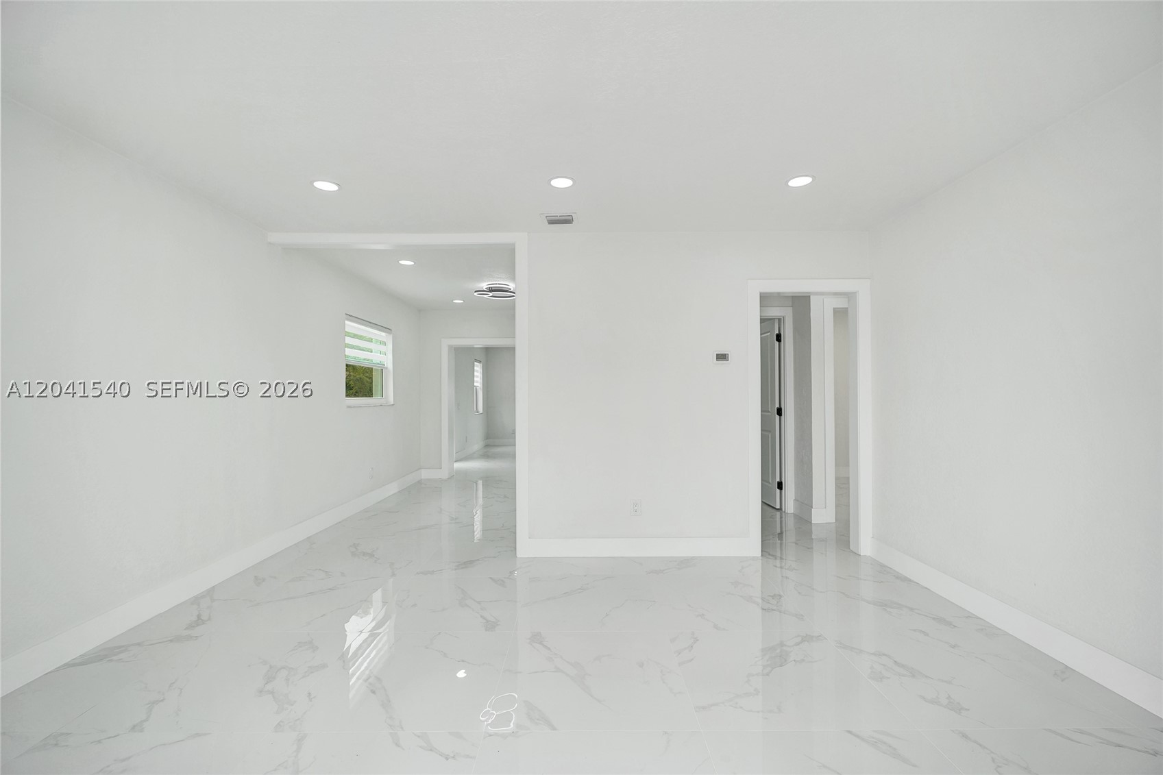 1245 Vermont St Property Photo 3