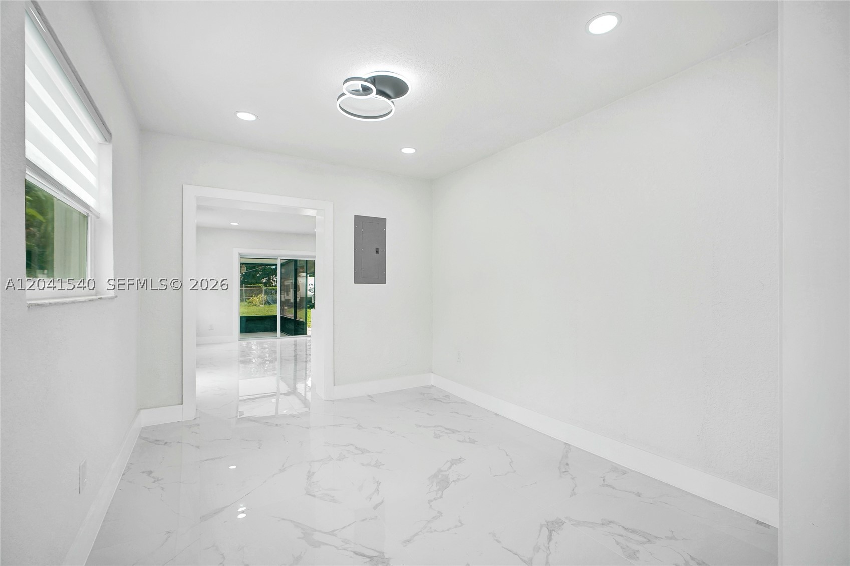 1245 Vermont St Property Photo 5
