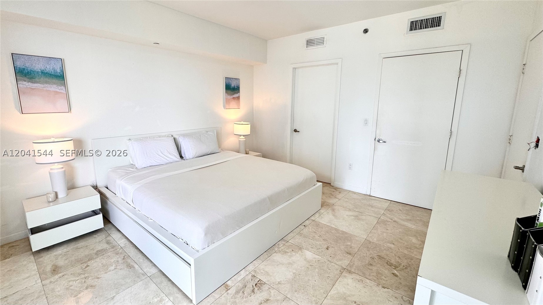 475 Brickell Ave 2512 Property Photo 7