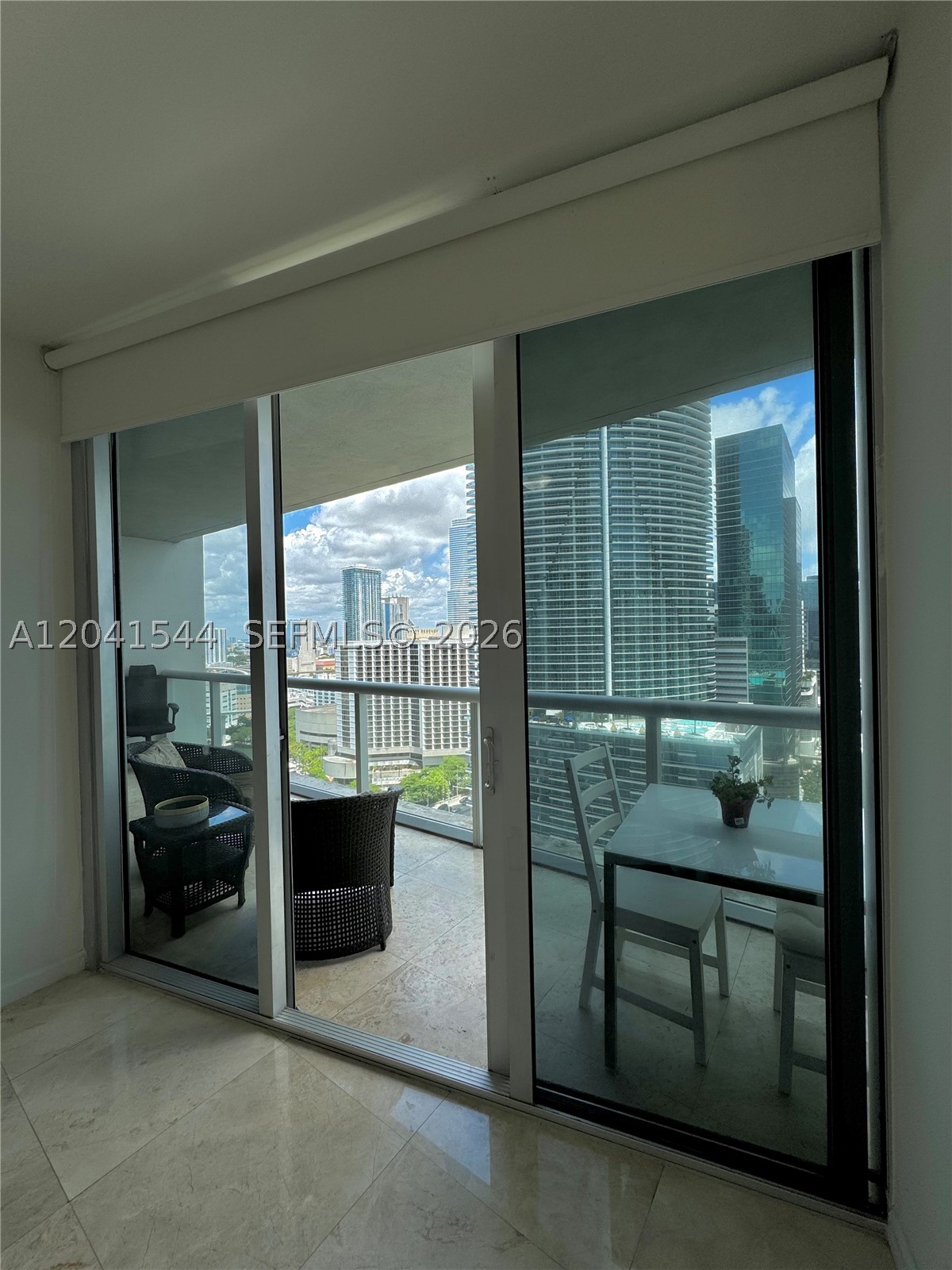 475 Brickell Ave 2512 Property Photo 17