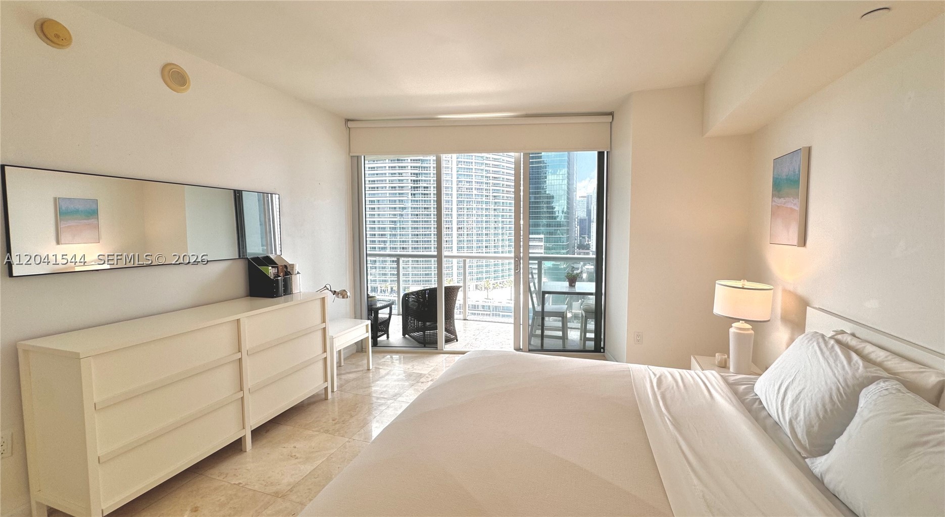 475 Brickell Ave 2512 Property Photo 21