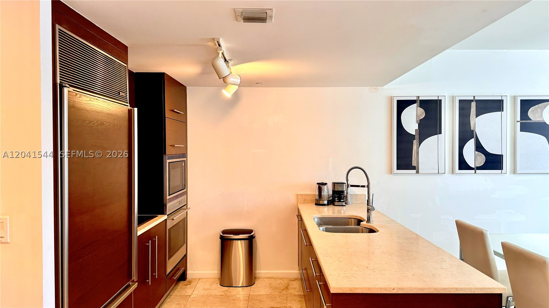 475 Brickell Ave 2512 Property Photo 30