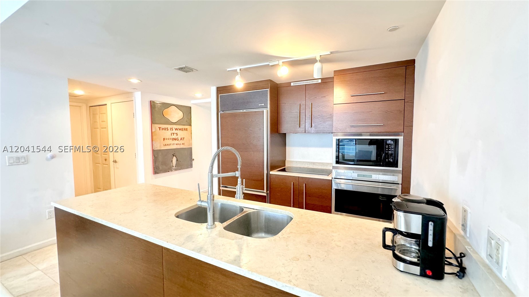 475 Brickell Ave 2512 Property Photo 32