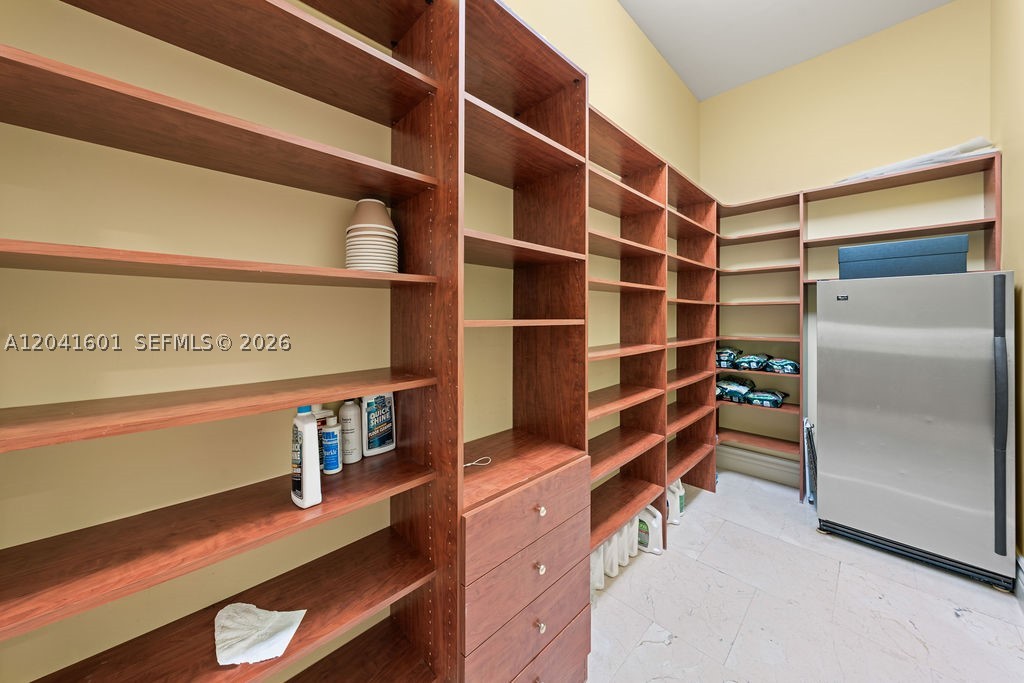 9001 Sw 59th Ct Property Photo 25