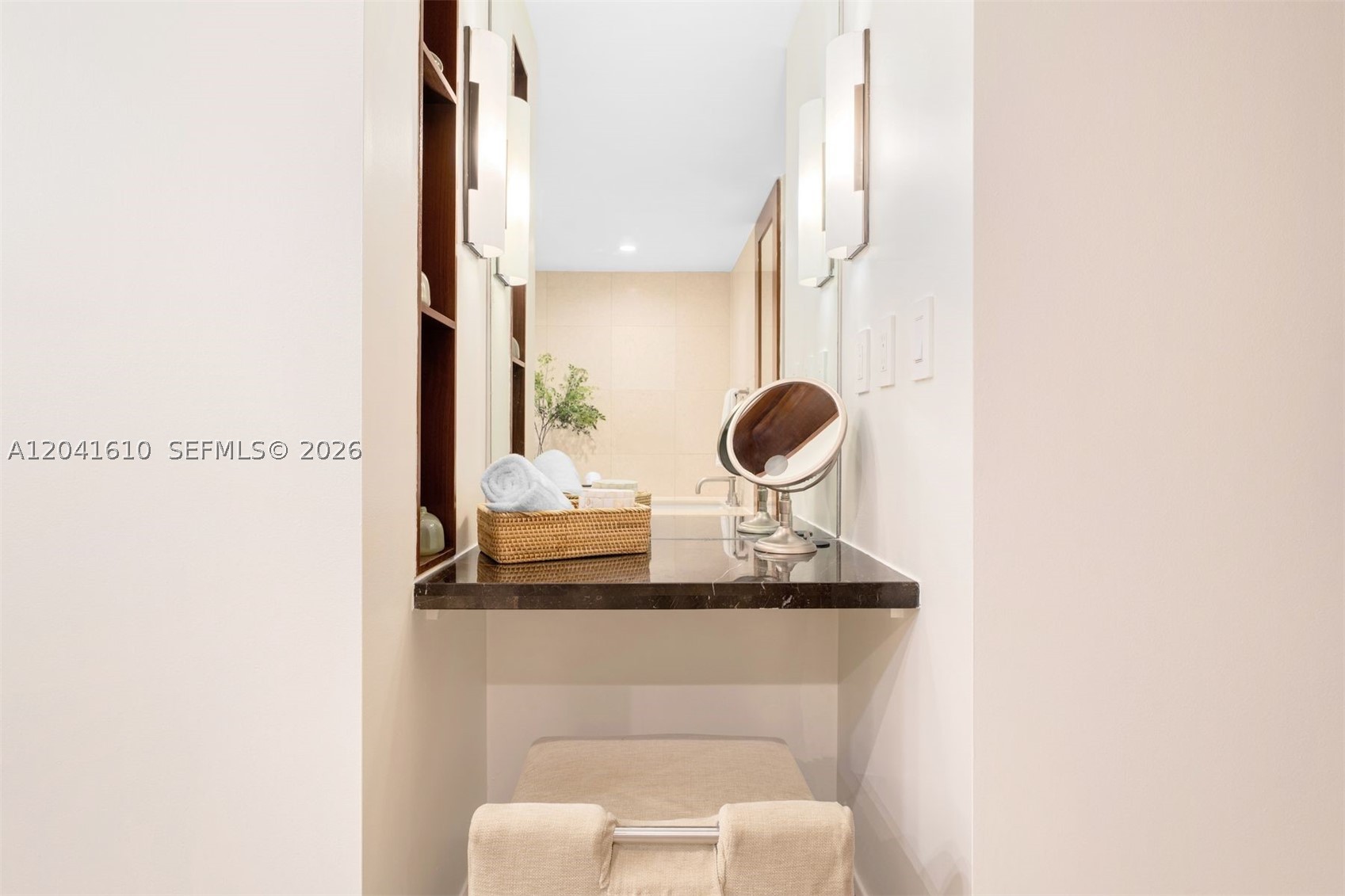 6801 Collins Ave Door 606 Property Photo 13