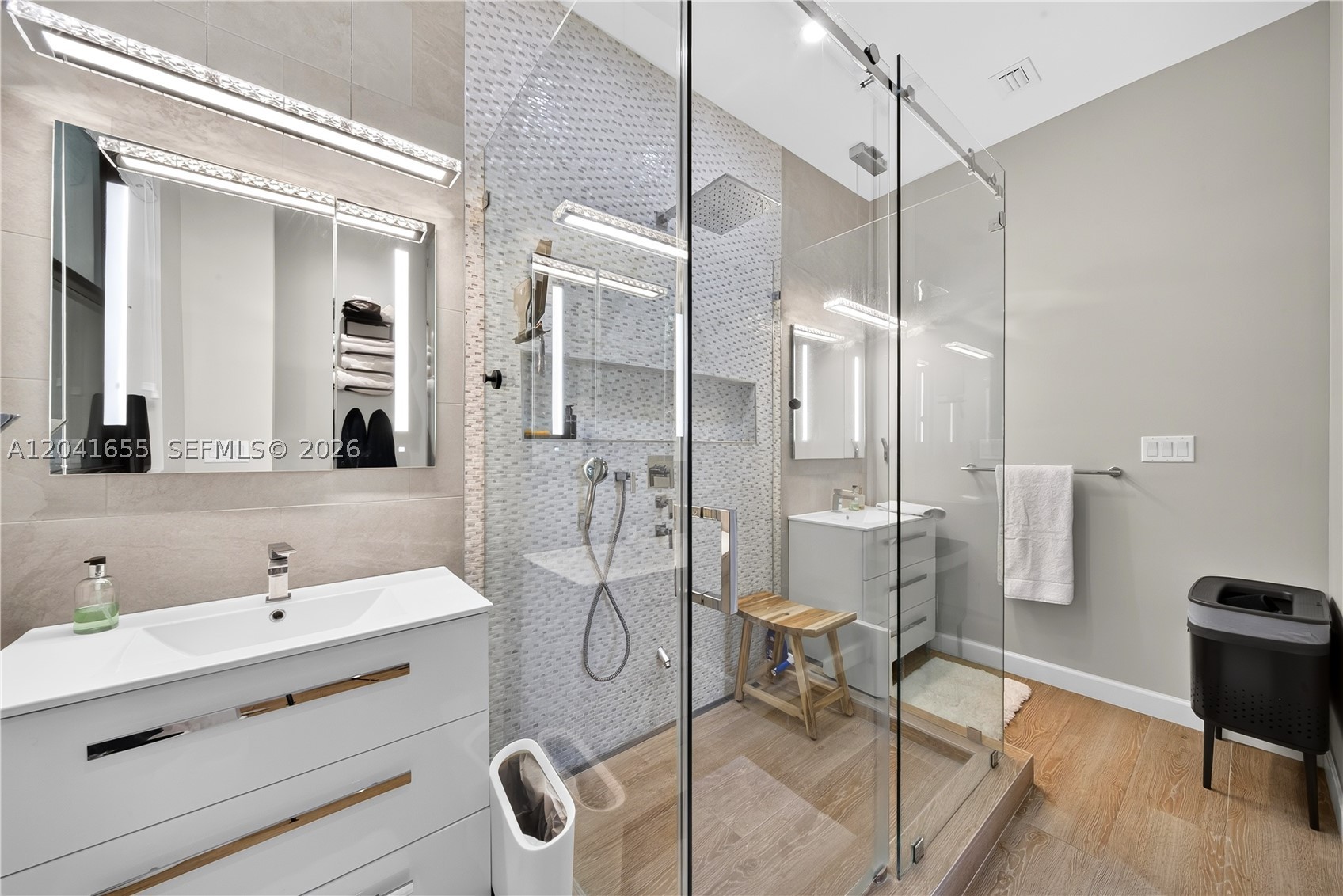 460 W Dilido Dr Property Photo 19