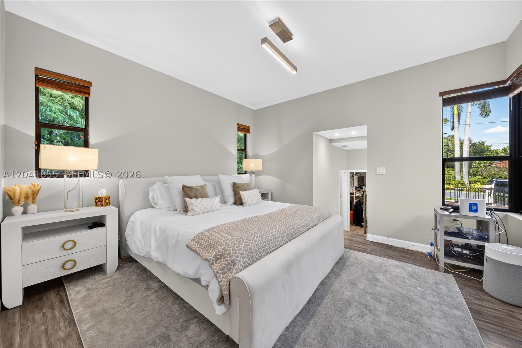 460 W Dilido Dr Property Photo 20